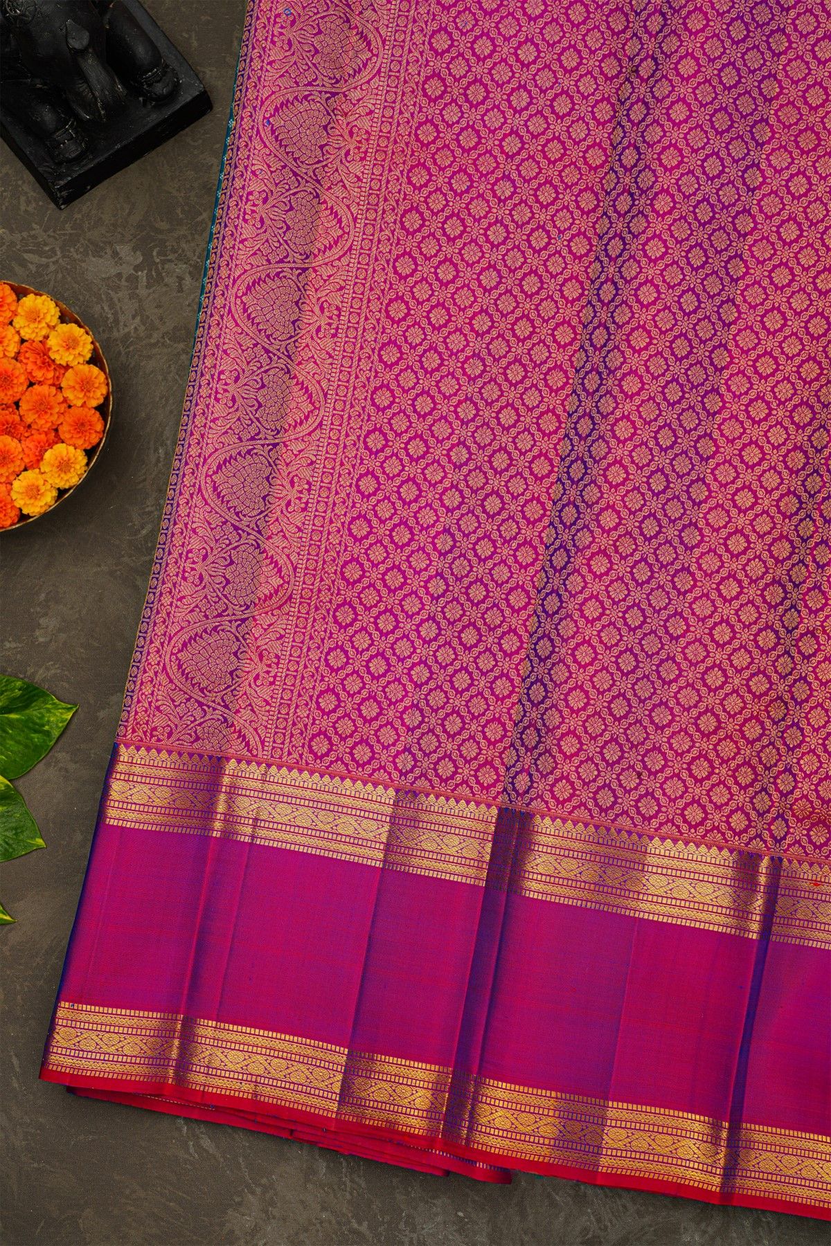 Kancheepuram Silk Teal Blue Saree With Traditional Kuttu Border