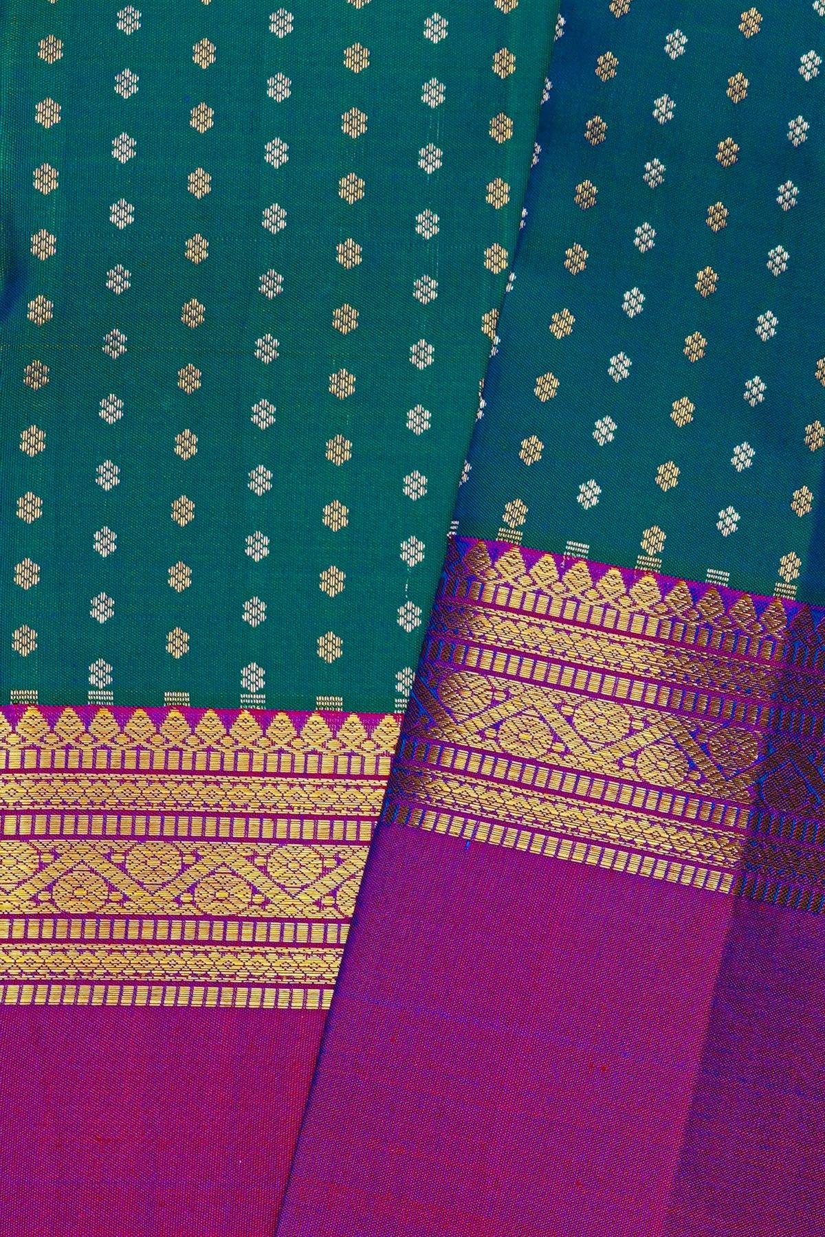 Kancheepuram Silk Teal Blue Saree With Traditional Kuttu Border