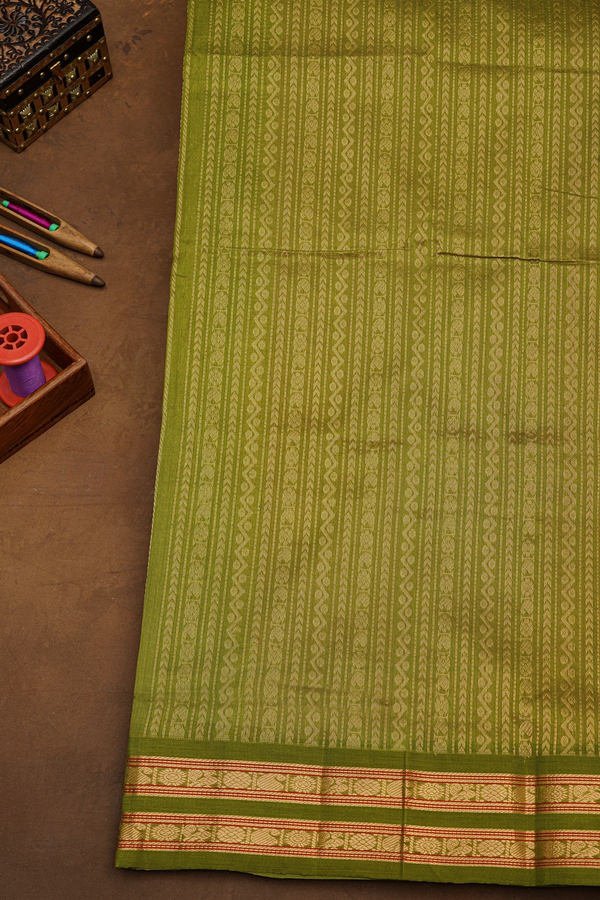 Kuppadam Sico Mauve Saree With Florals And Paisley In Box Border