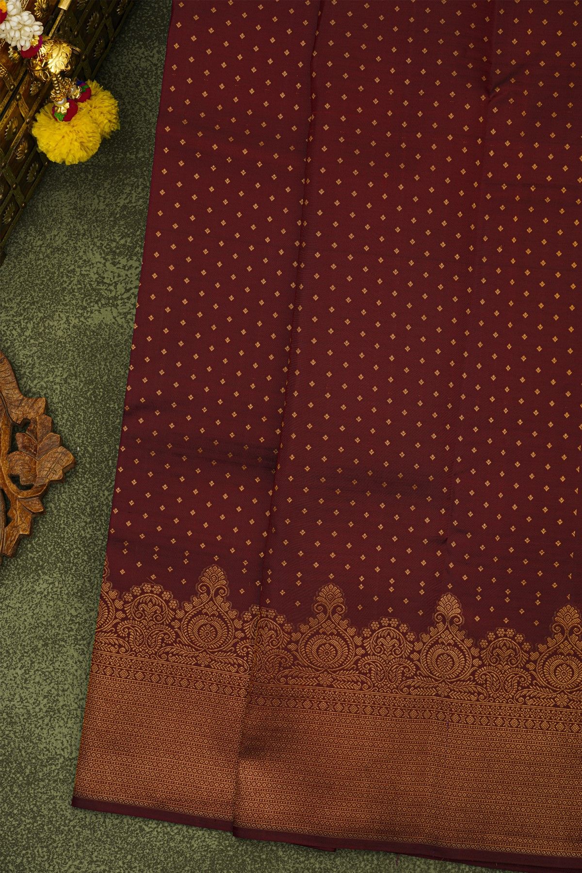 Kancheepuram Silk Dark Maroon Saree With Zari Diamond And Floral Leaf Border