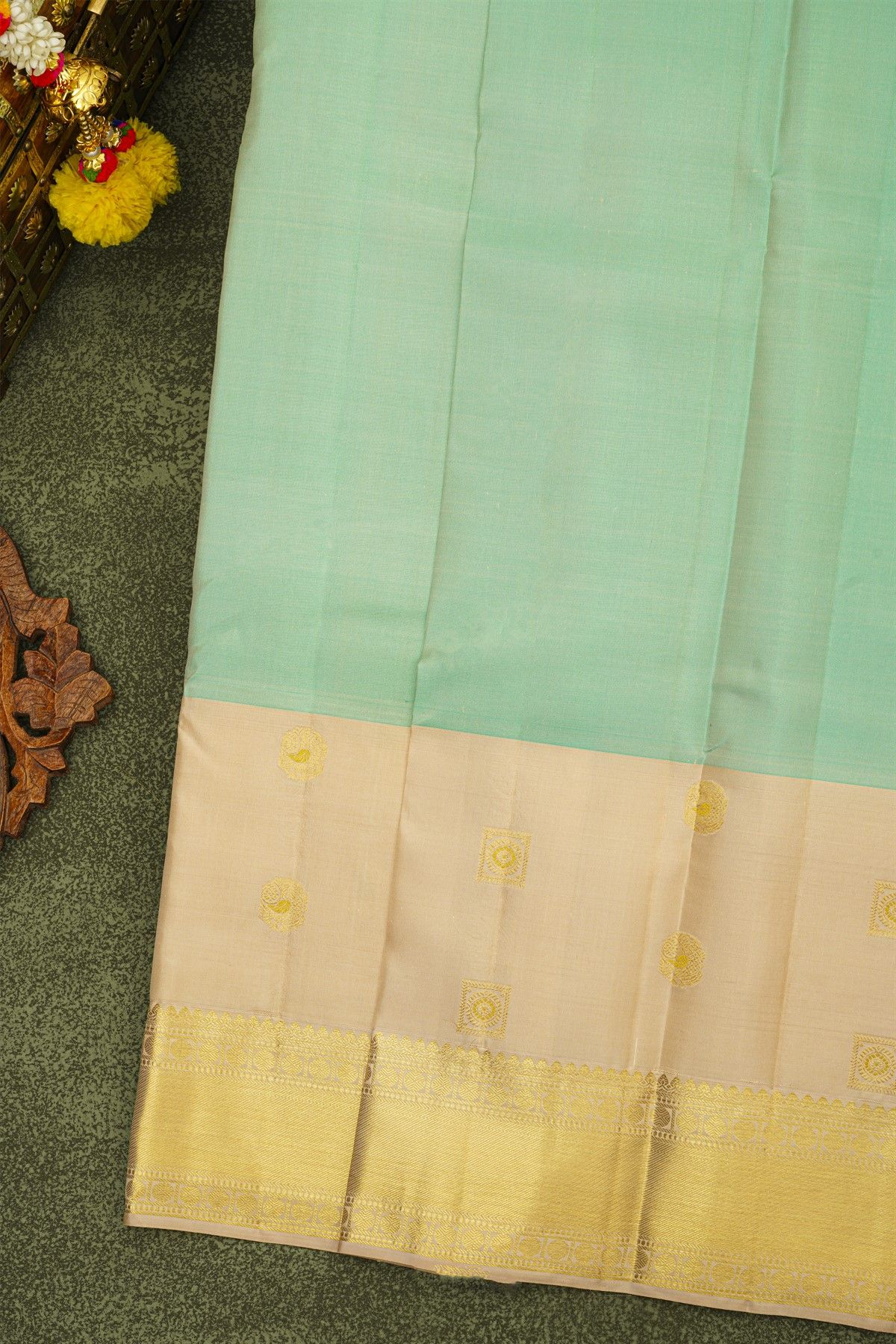 Kancheepuram Silk Sea Green Saree With Floral And Peacock Border