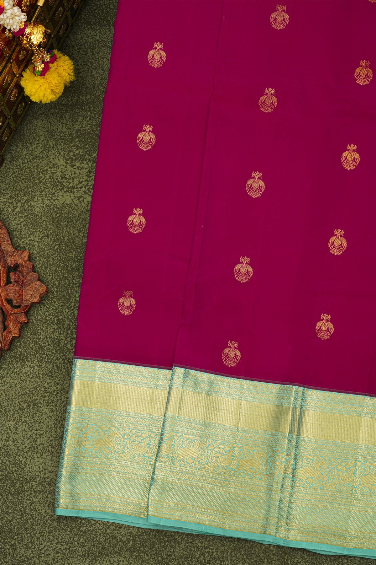 Kancheepuram Silk Rani Pink Saree With Gandaberunda Buttis Body