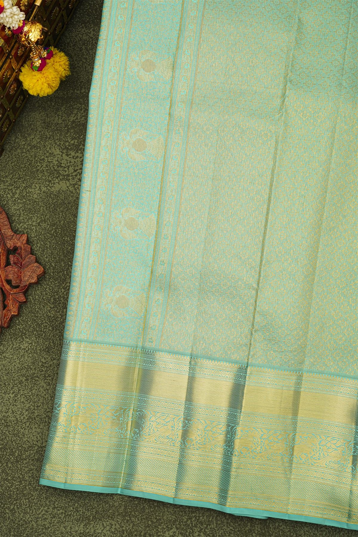 Kancheepuram Silk Rani Pink Saree With Gandaberunda Buttis Body
