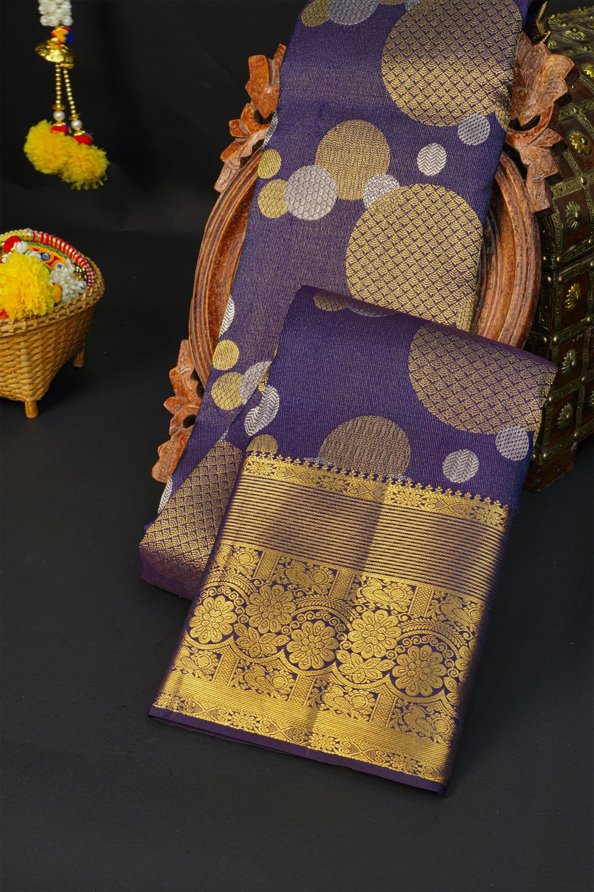 Kancheepuram Silk Navy Blue Saree With Florals And Leaves Jaal Border