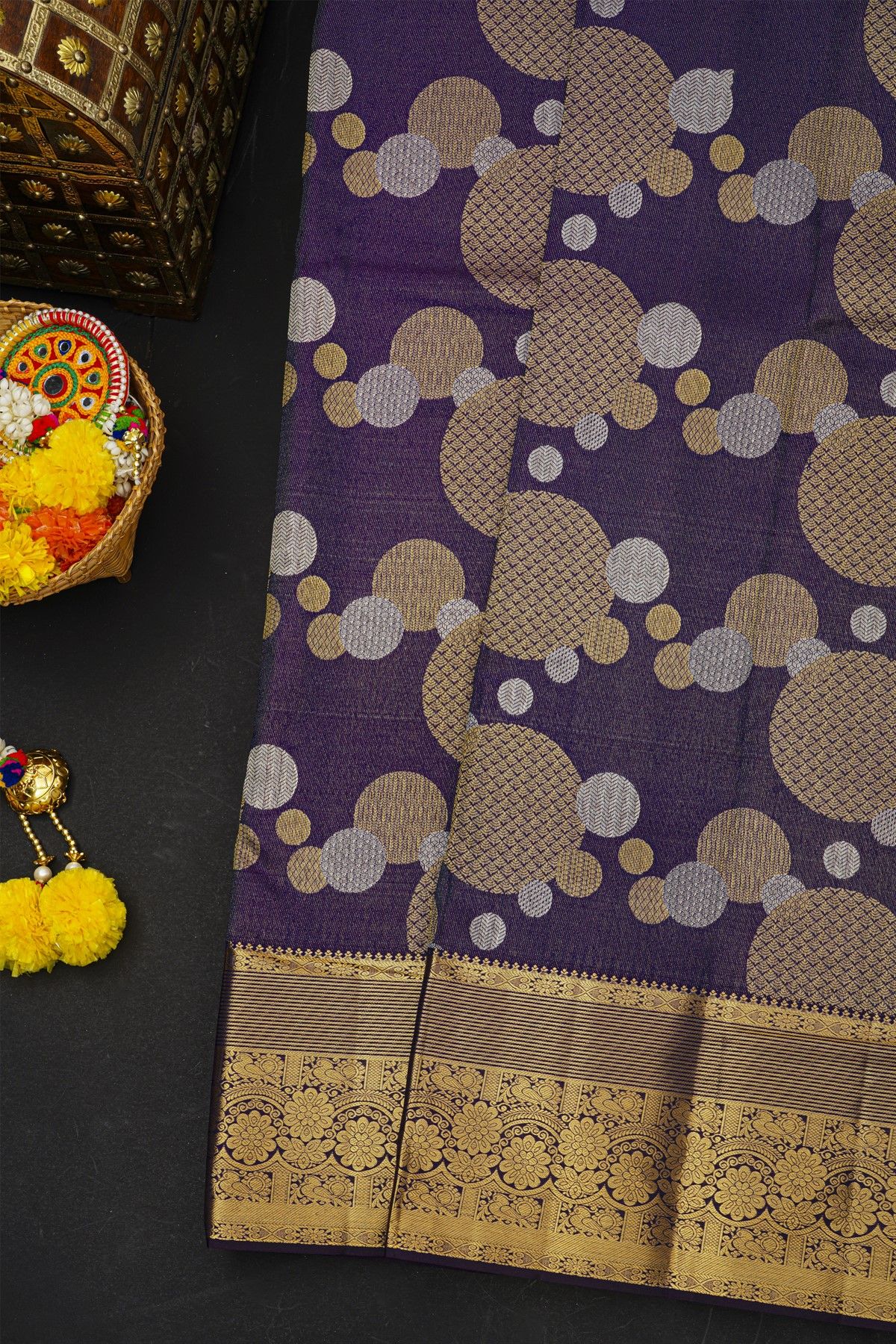 Kancheepuram Silk Navy Blue Saree With Florals And Leaves Jaal Border