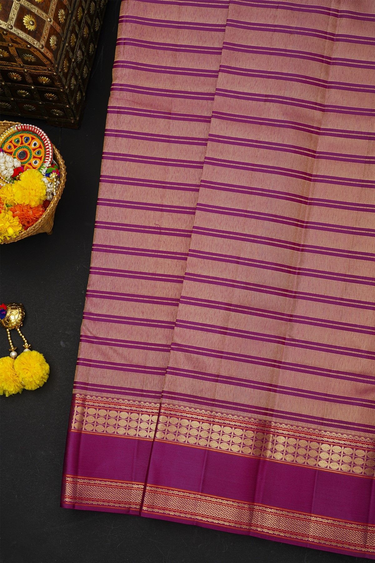 Kancheepuram Silk Purple Saree With Cross Lines Body And Gap Border