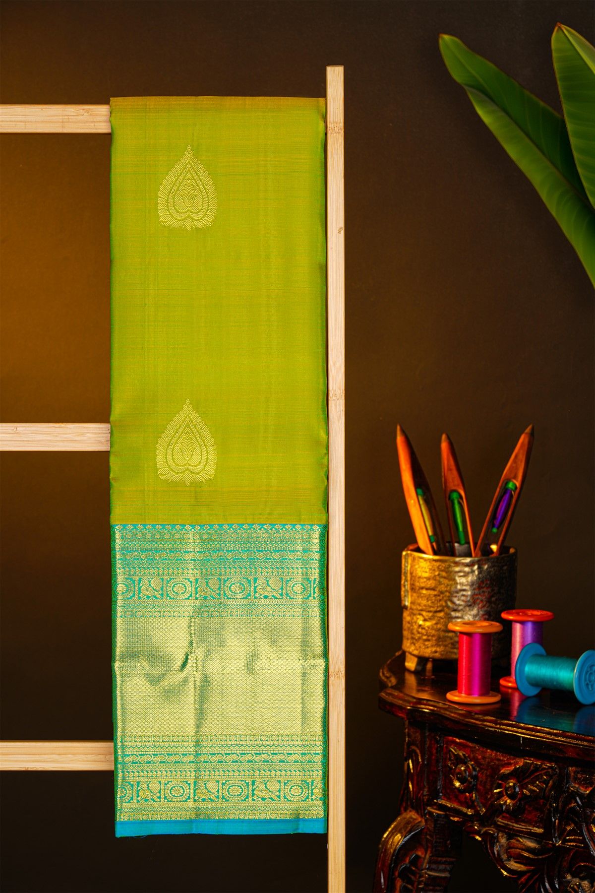 Kancheepuram Silk Green Saree With Florals And Leaves In Zari Body