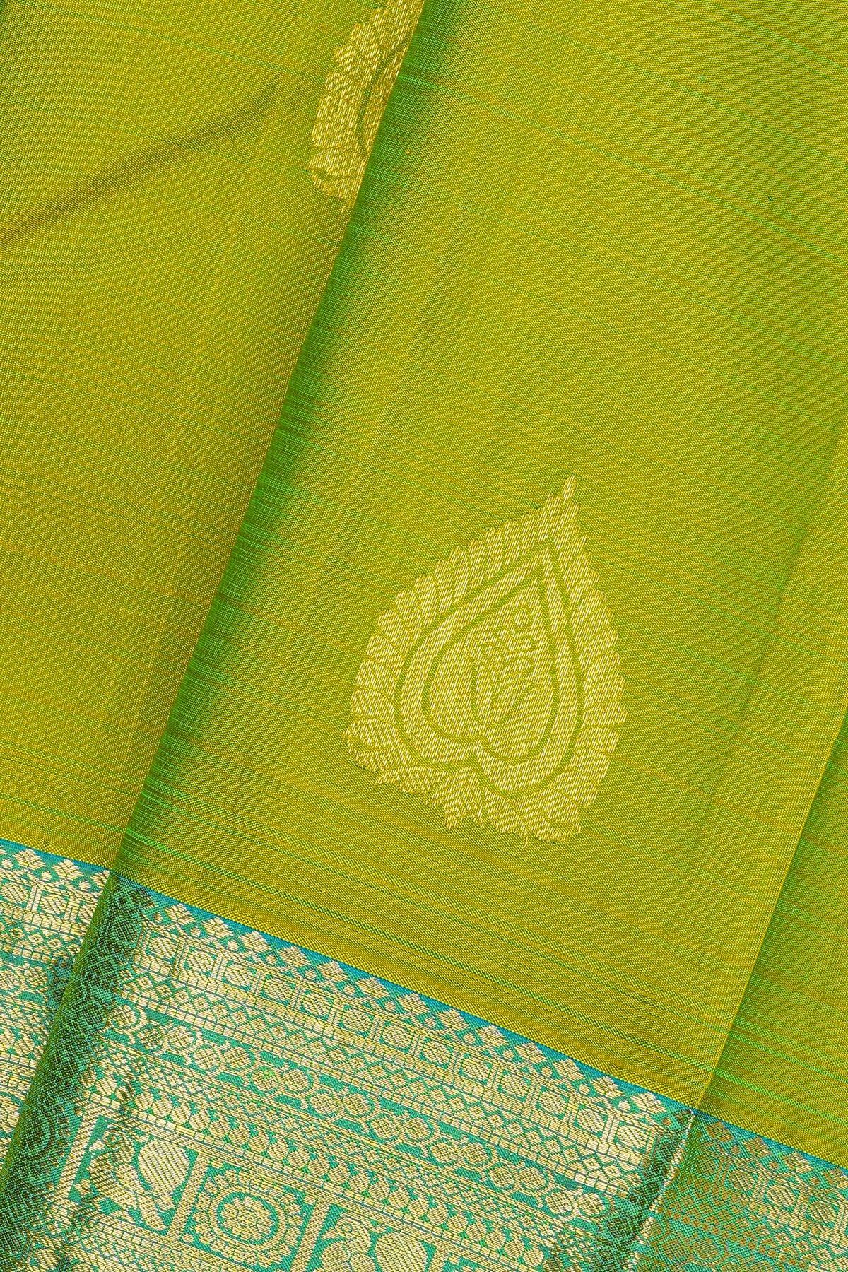 Kancheepuram Silk Green Saree With Florals And Leaves In Zari Body