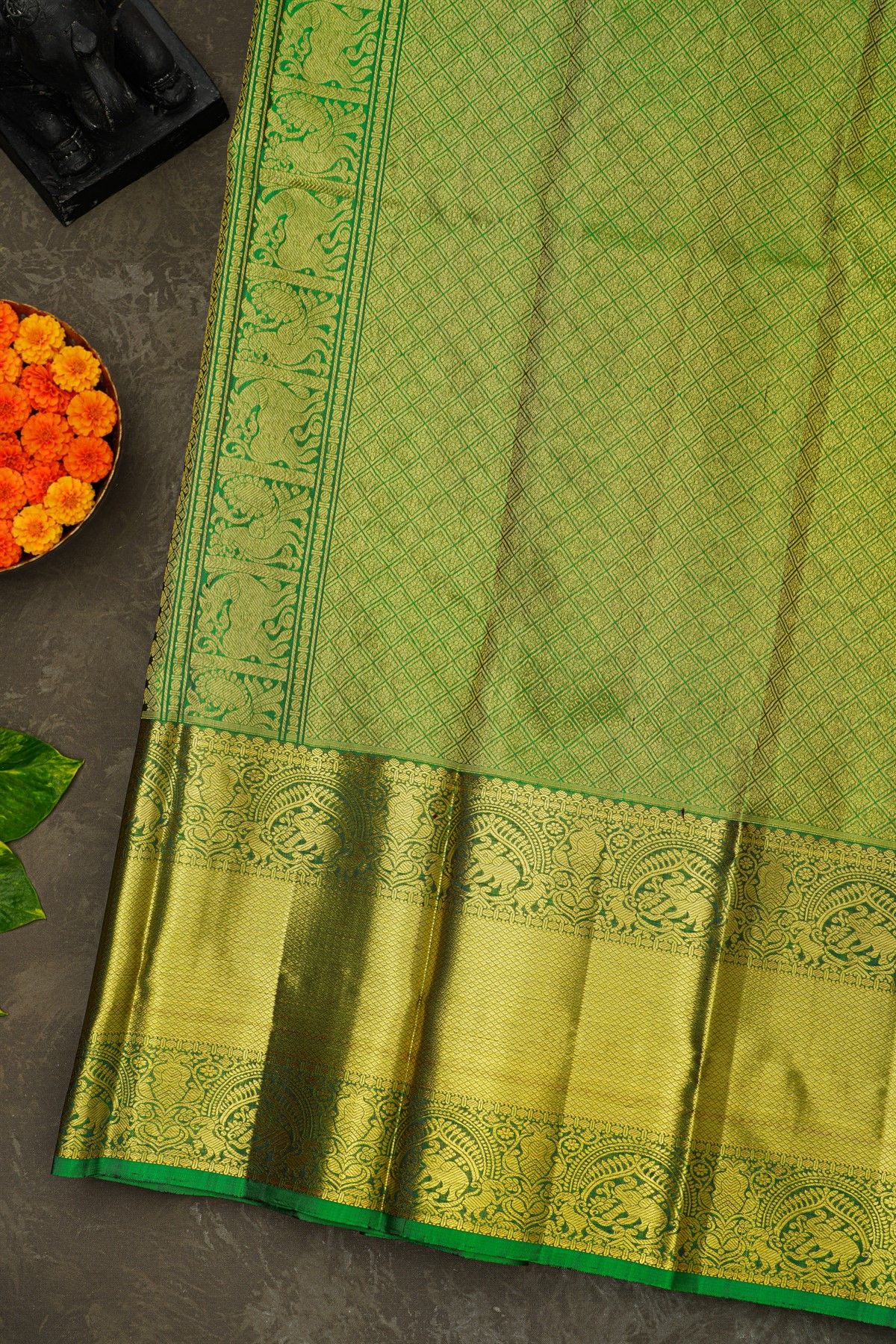 Kancheepuram Silk Bottle Green Saree With Long Self Border