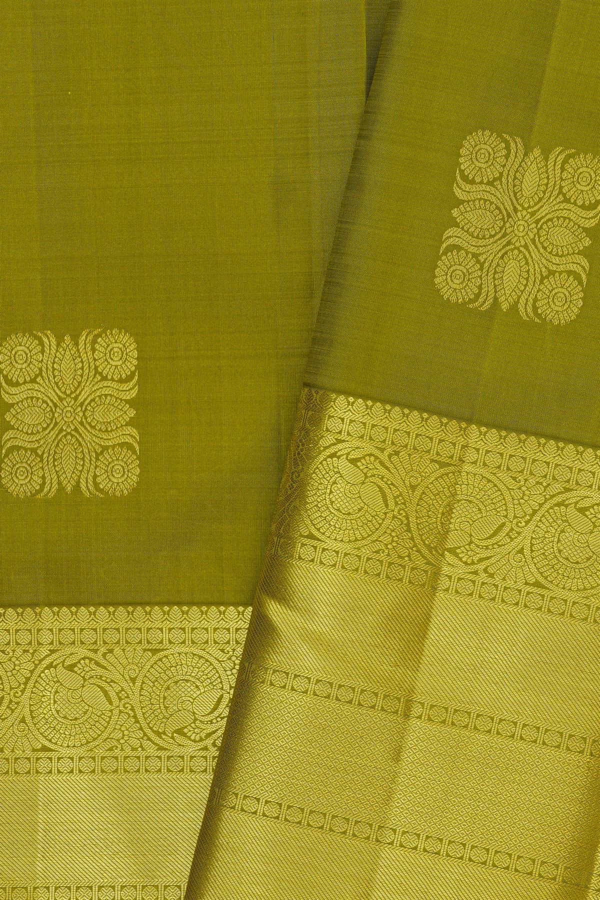 Kancheepuram Silk Mehendi Green Saree With Florals And Diamonds Cross Lines Border