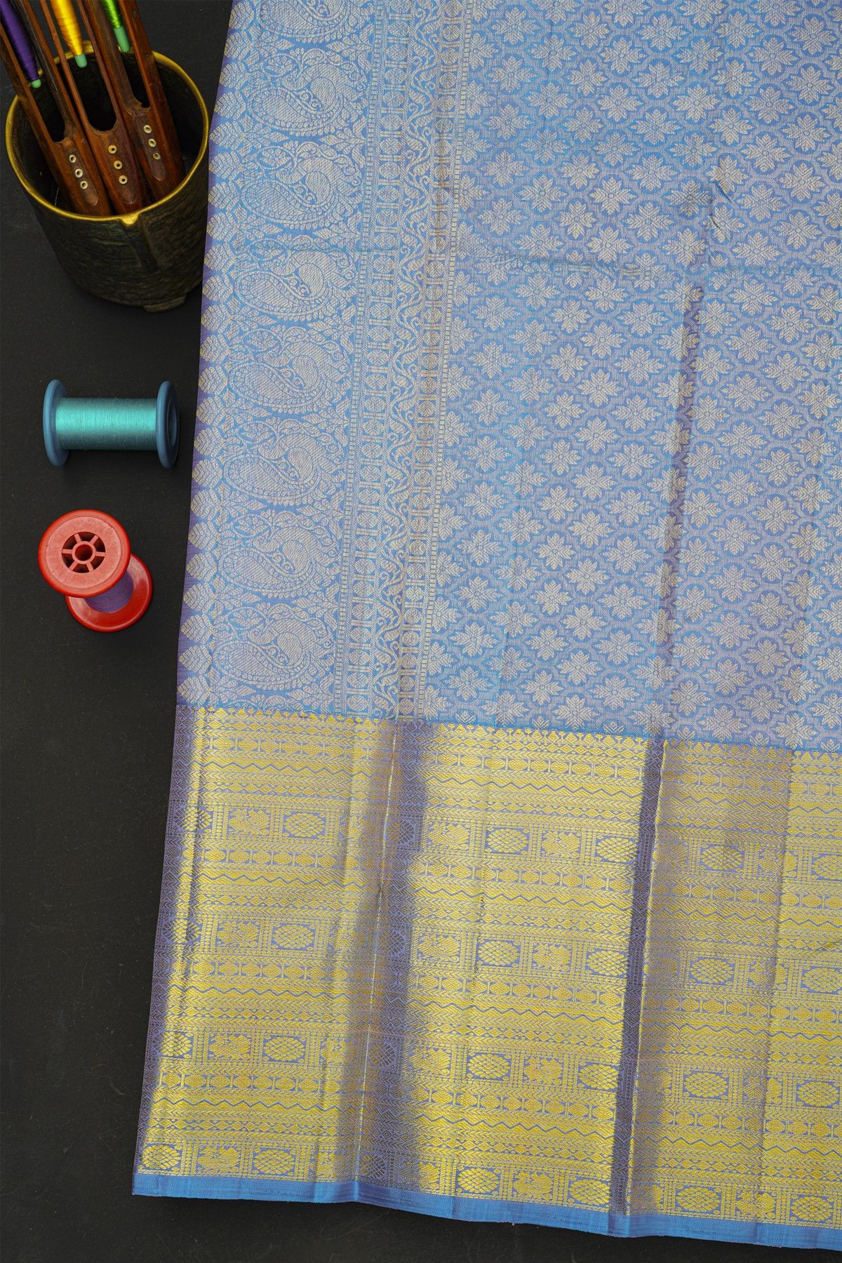 Kancheepuram Silk Lavender Saree With Florals In Zari Checks Body