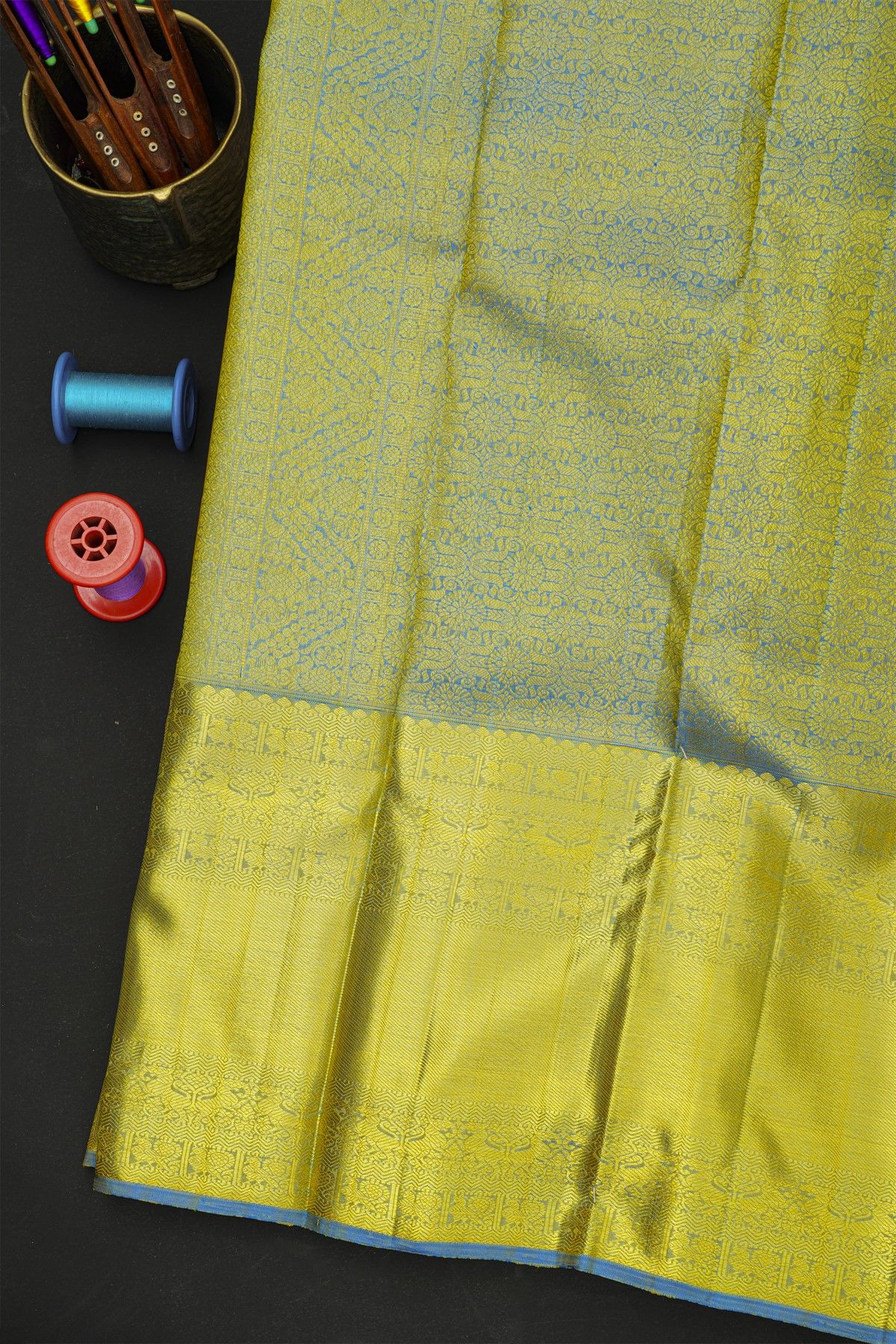 Kancheepuram Silk Mehendi Green Saree With Florals And Leaves In Zari Body