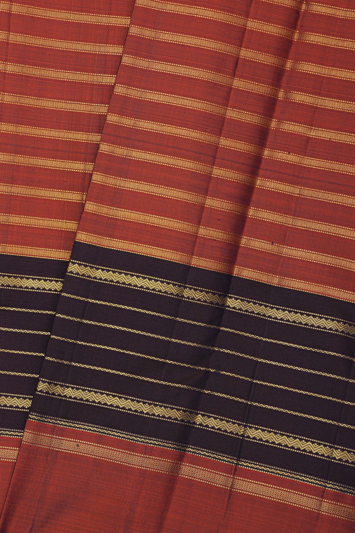 Kancheepuram Silk Rust Saree With Diamond Buttis Body