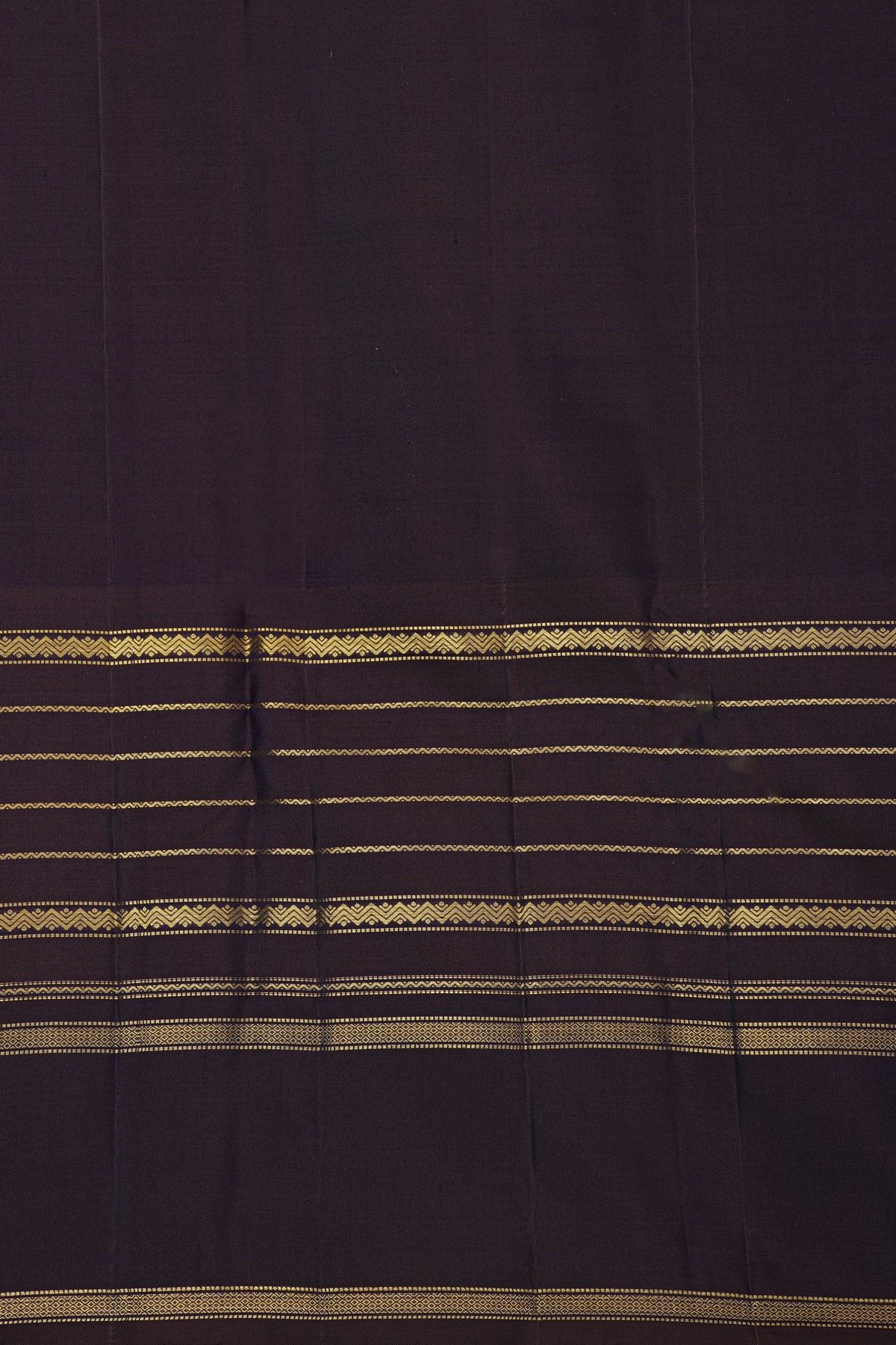 Kancheepuram Silk Rust Saree With Diamond Buttis Body