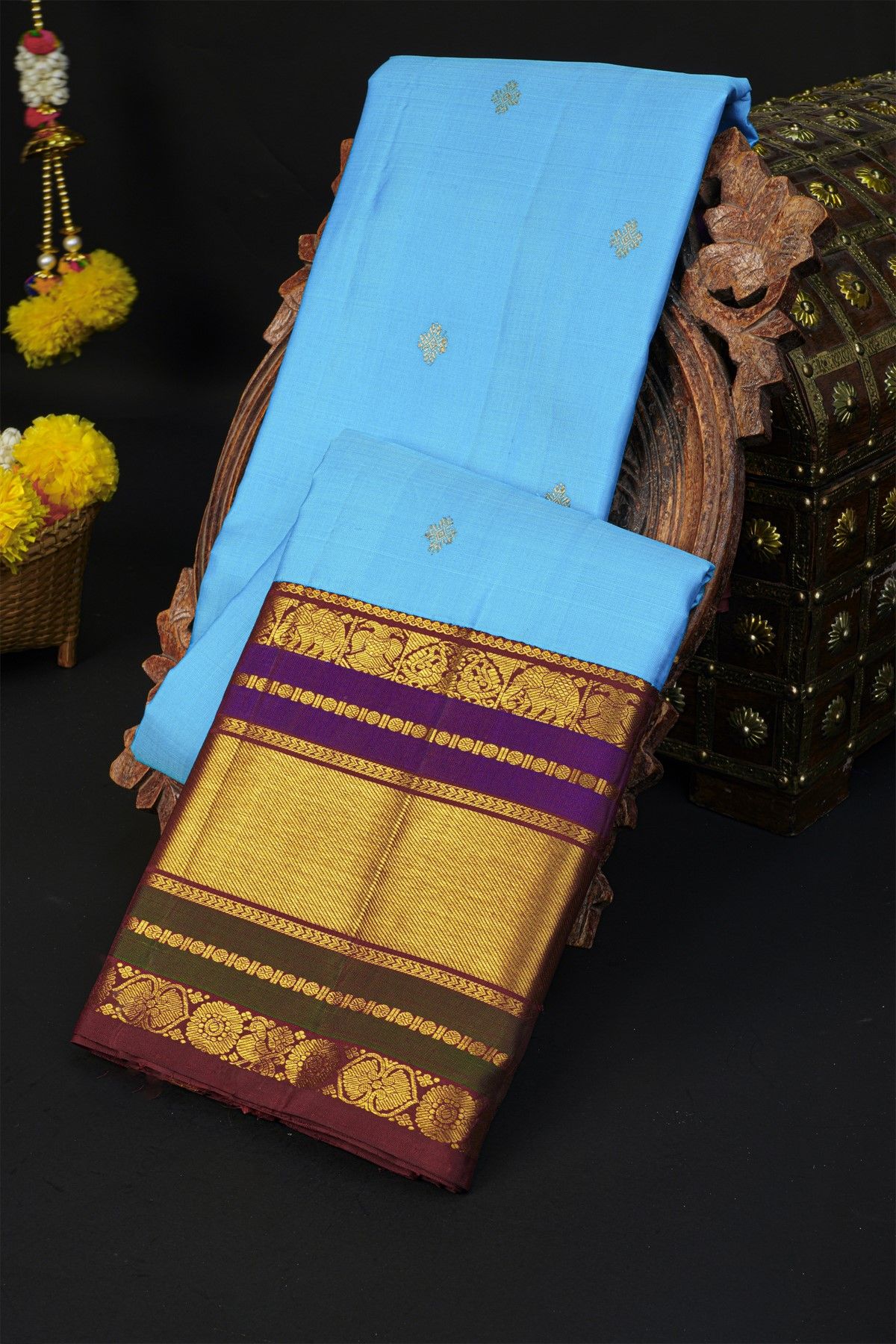 Kancheepuram Silk Sky Blue Saree With Cross Lines And Florals Kuttu Border