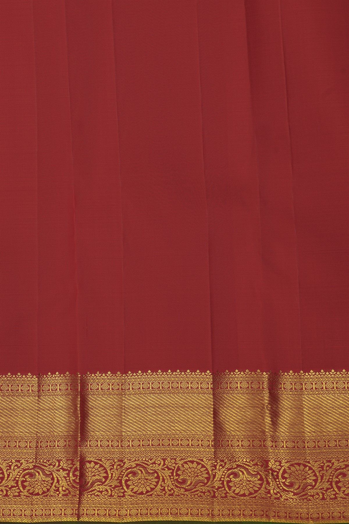 Kancheepuram Silk Burgundy Saree With Florals And Leaves In Lines Body Zari Turning Weave