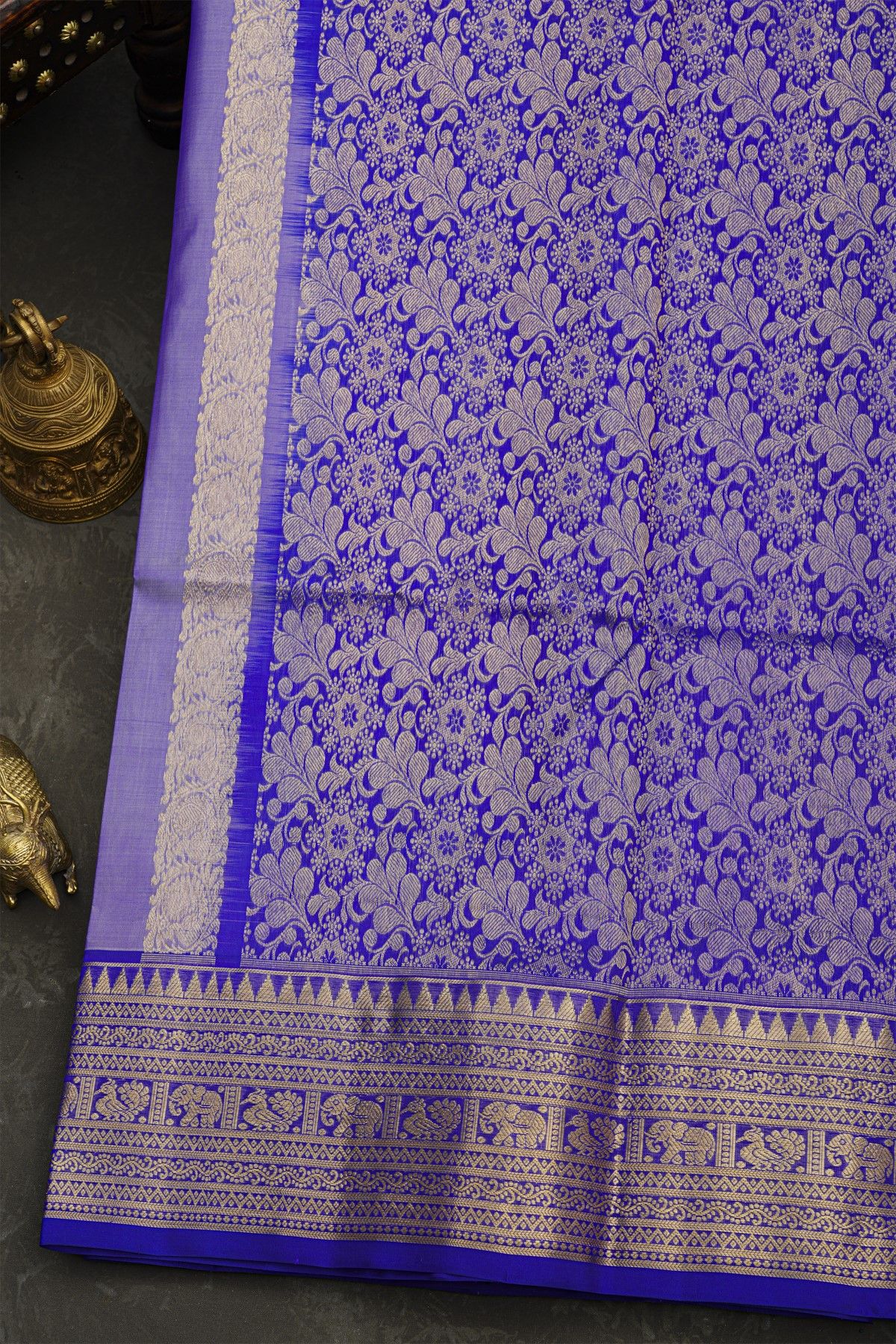 Venkatagiri Silk Lavender Saree With Peacock And Elephant Border