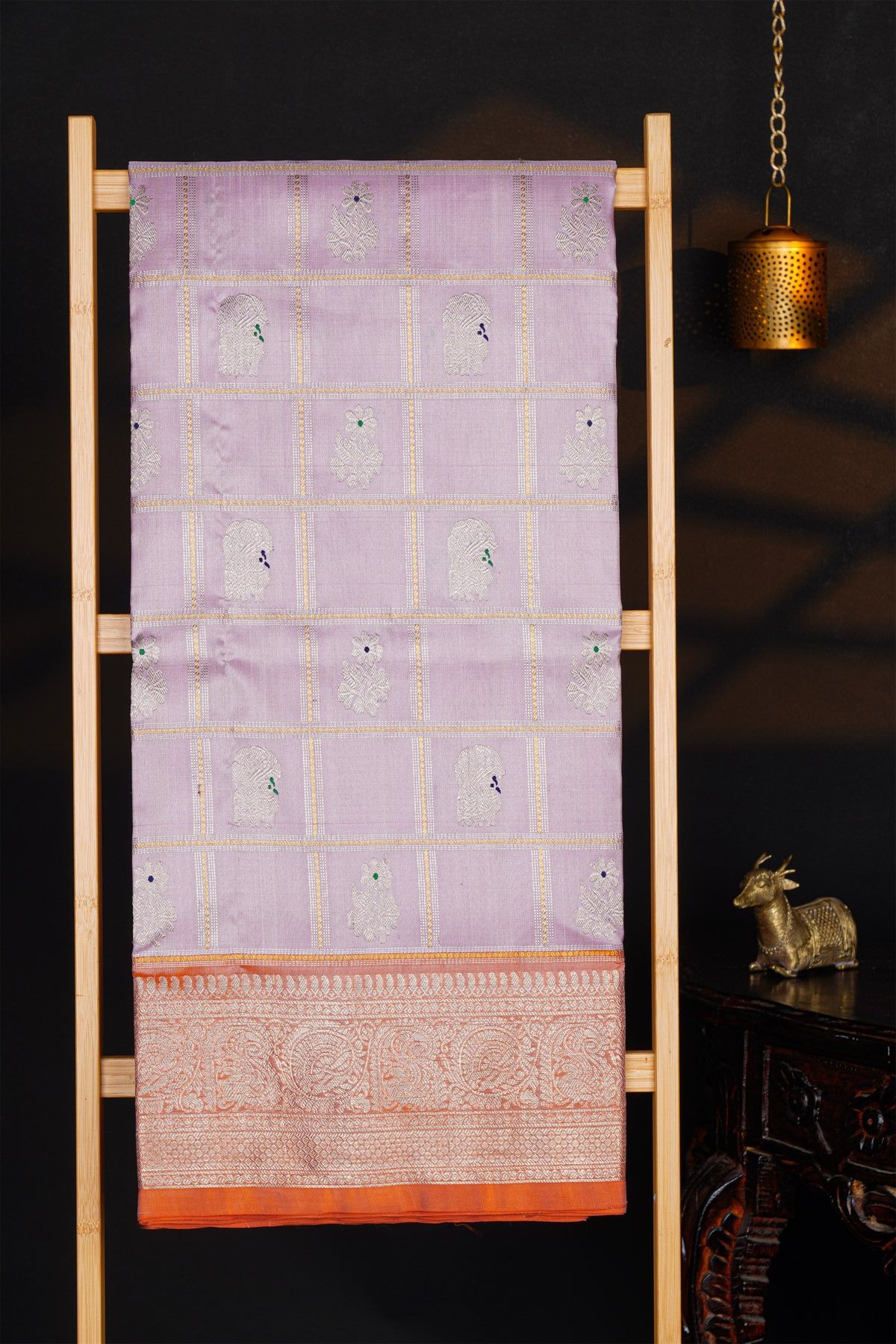 Venkatagiri Silk Lavender Saree With Florals And Leaves Jaal Birds Border
