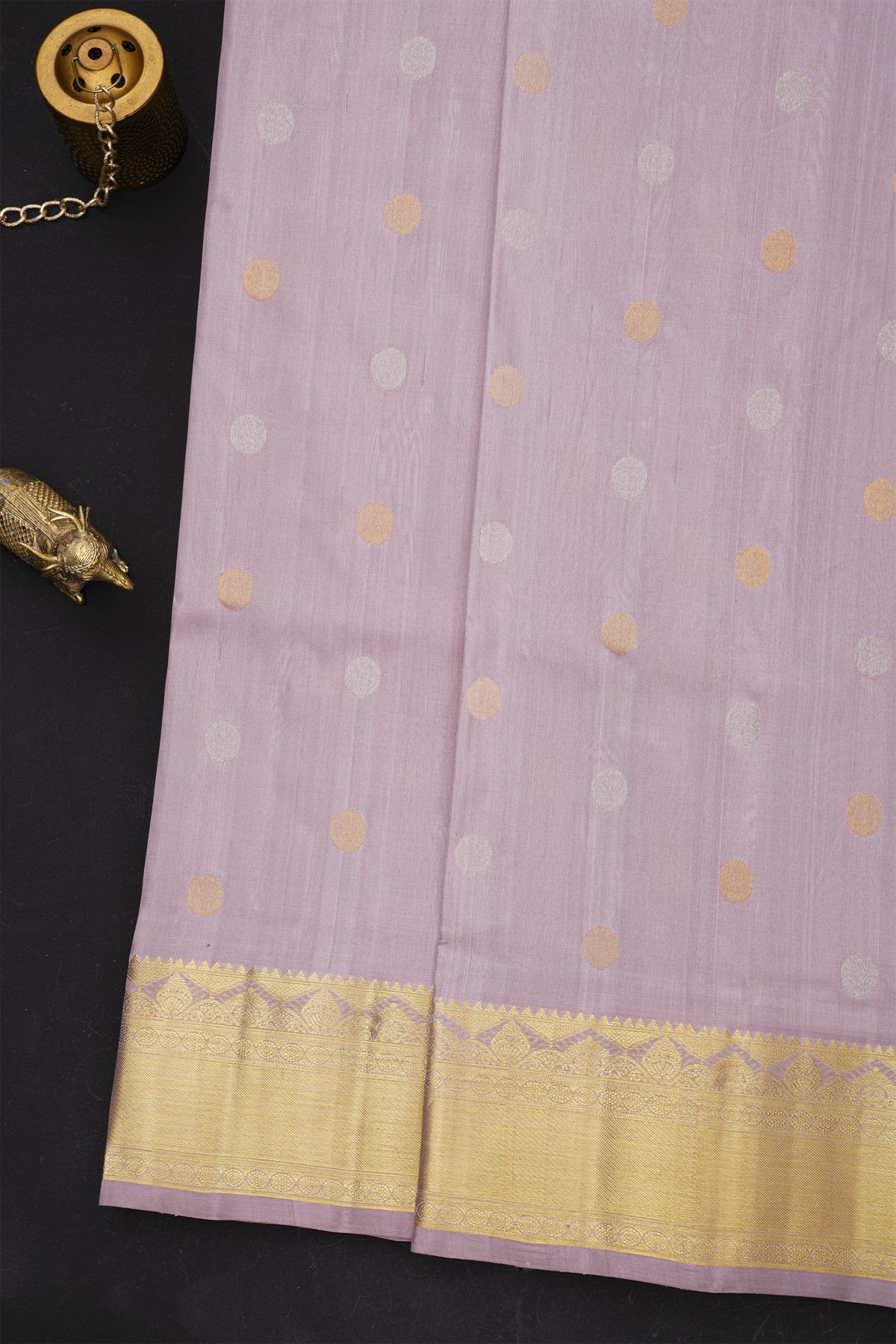 Venkatagiri Silk Onion Pink Saree With Rudraksha Buttis Body