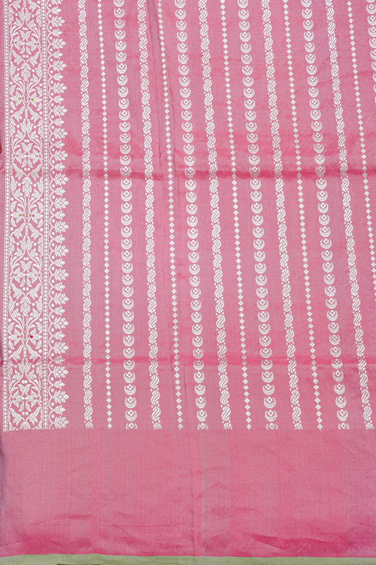 Banarasi Silk Lavender Saree With Florals And Leaves Jaal In Meenakari Border