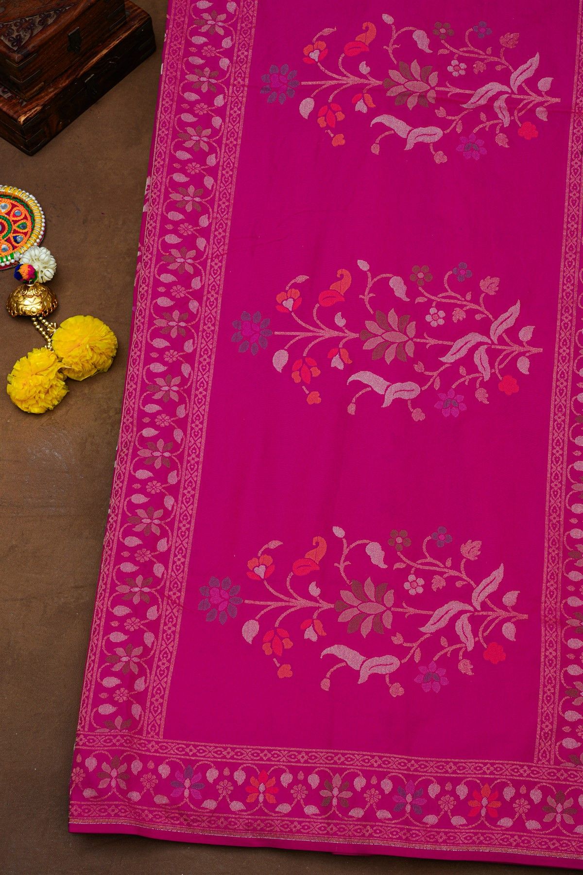 Banarasi Silk Magenta Saree With Florals And Leaves Jaal In Meenakari Border