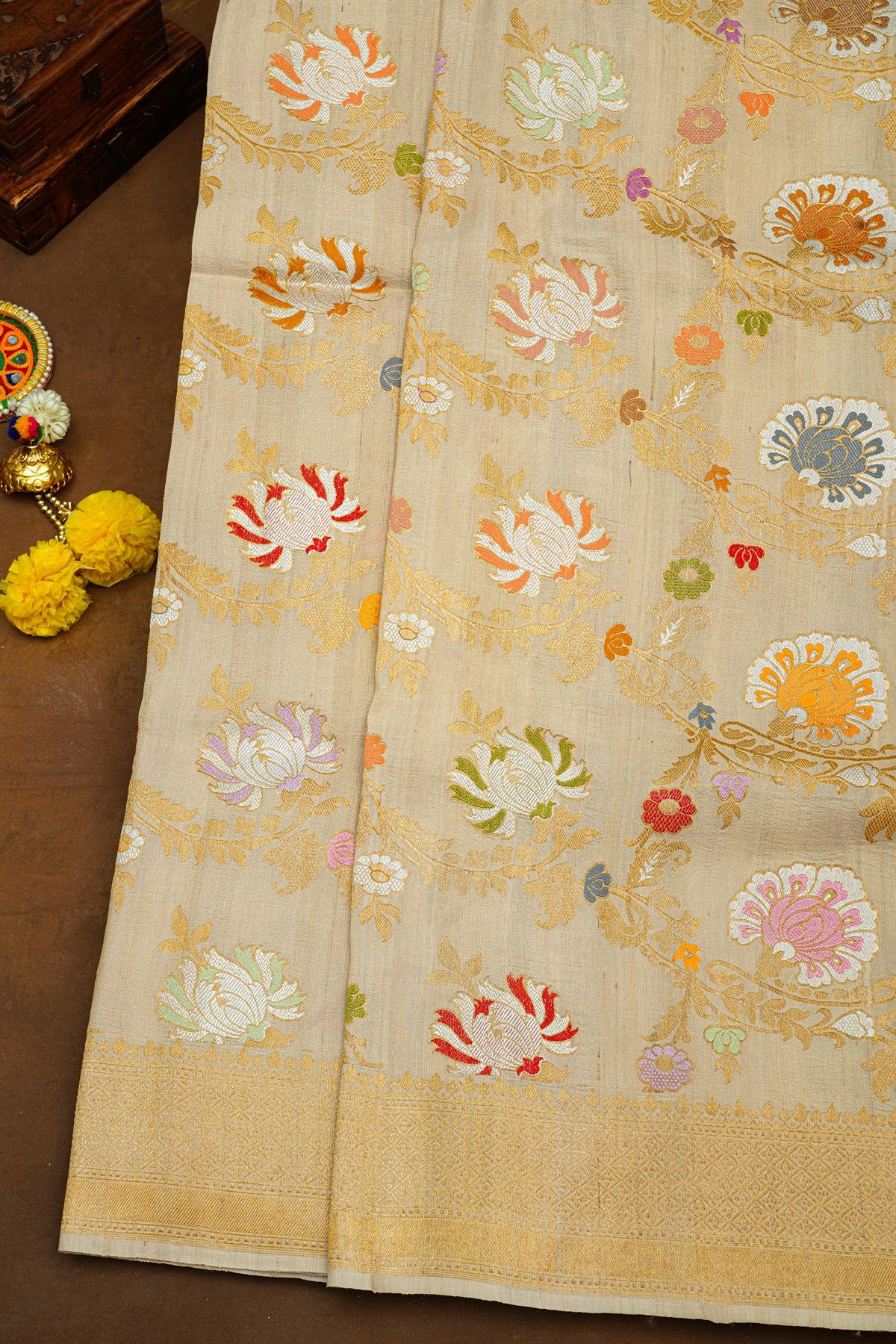 Banarasi Silk Off White Saree With Florals And Leaves In Meenakari Body