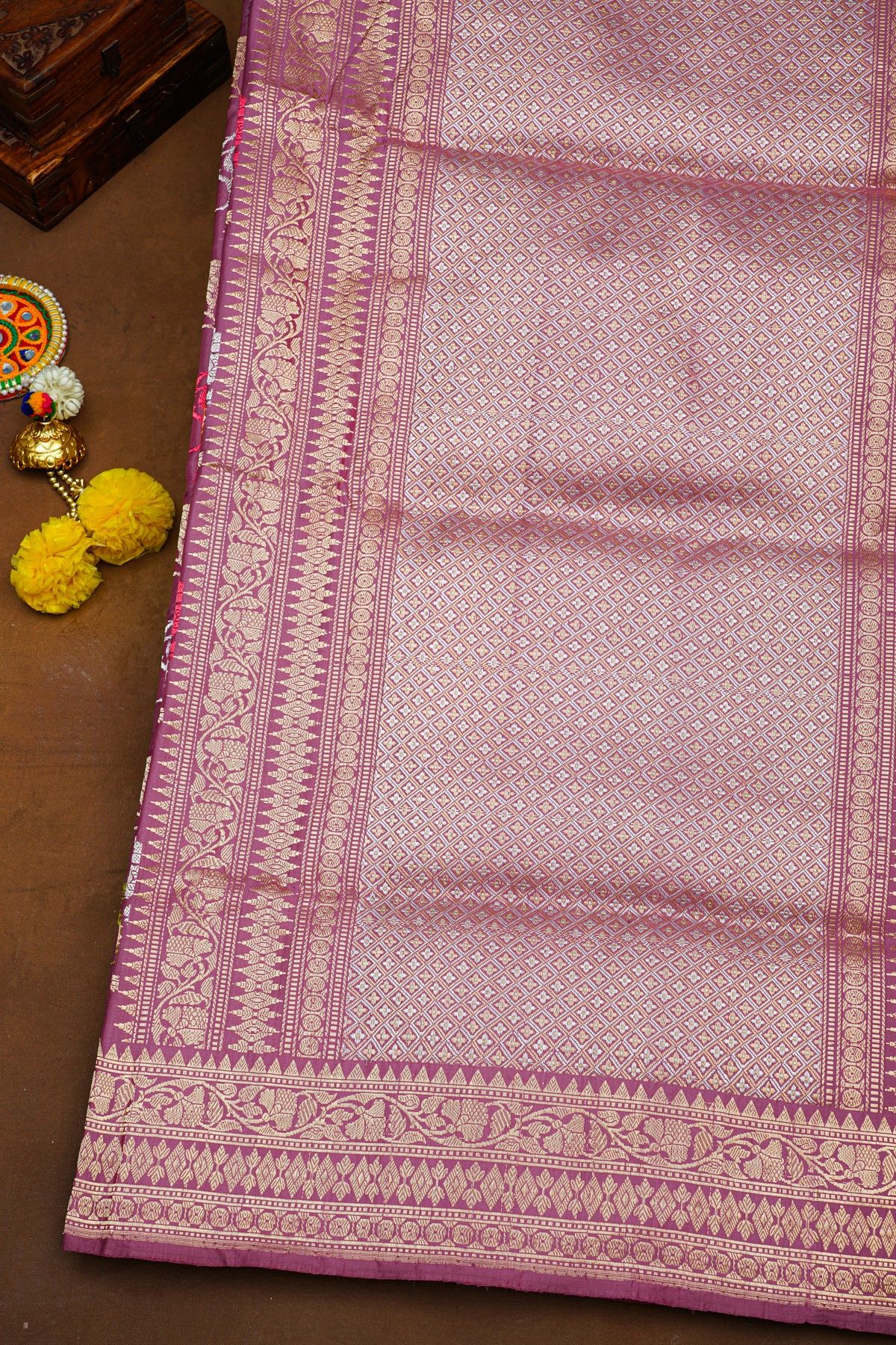 Banarasi Silk Lavender Saree With Florals And Leaves Jaal In Meenakari Body