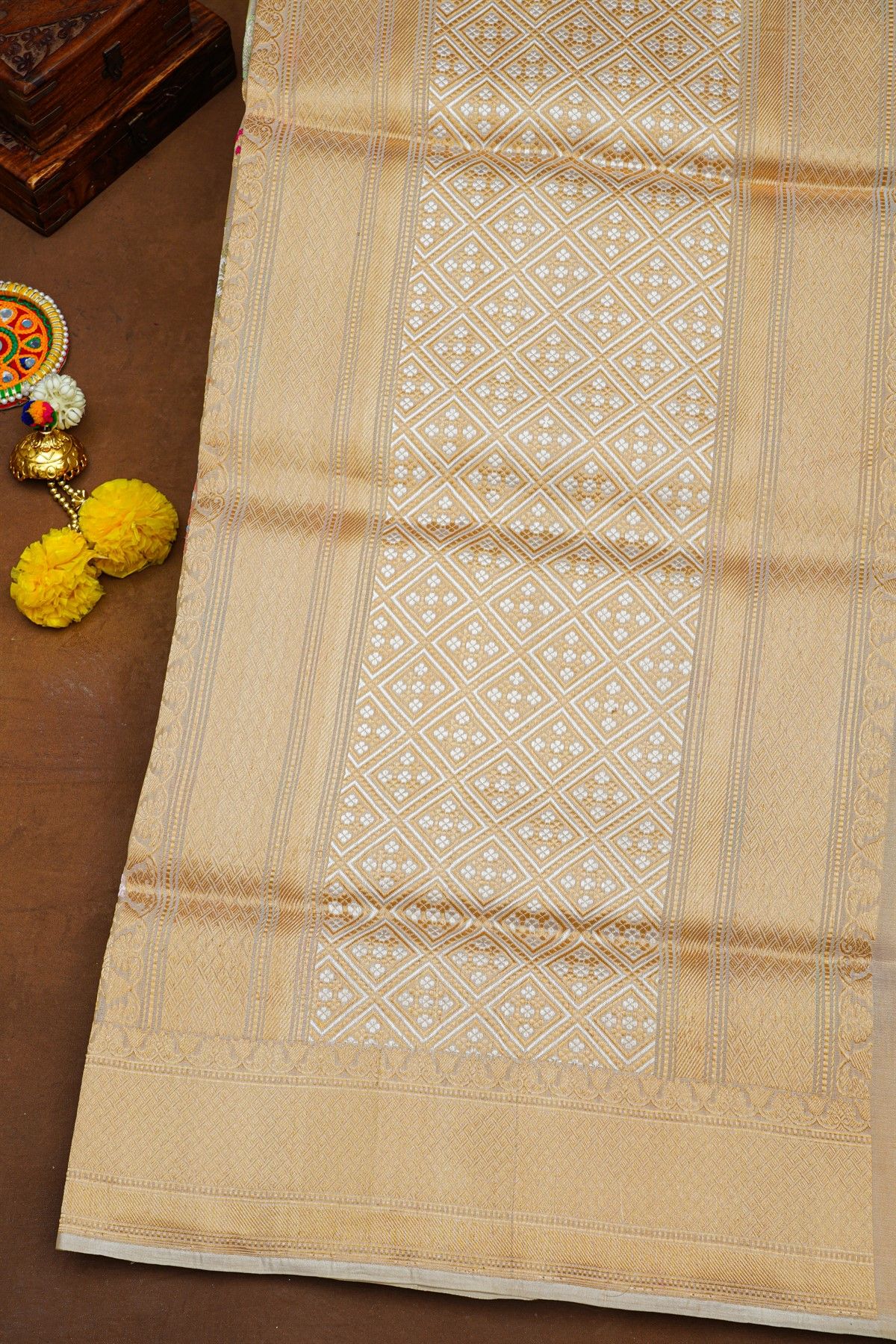 Banarasi Silk Off White Saree With Meenakari Floral And Leaf Body