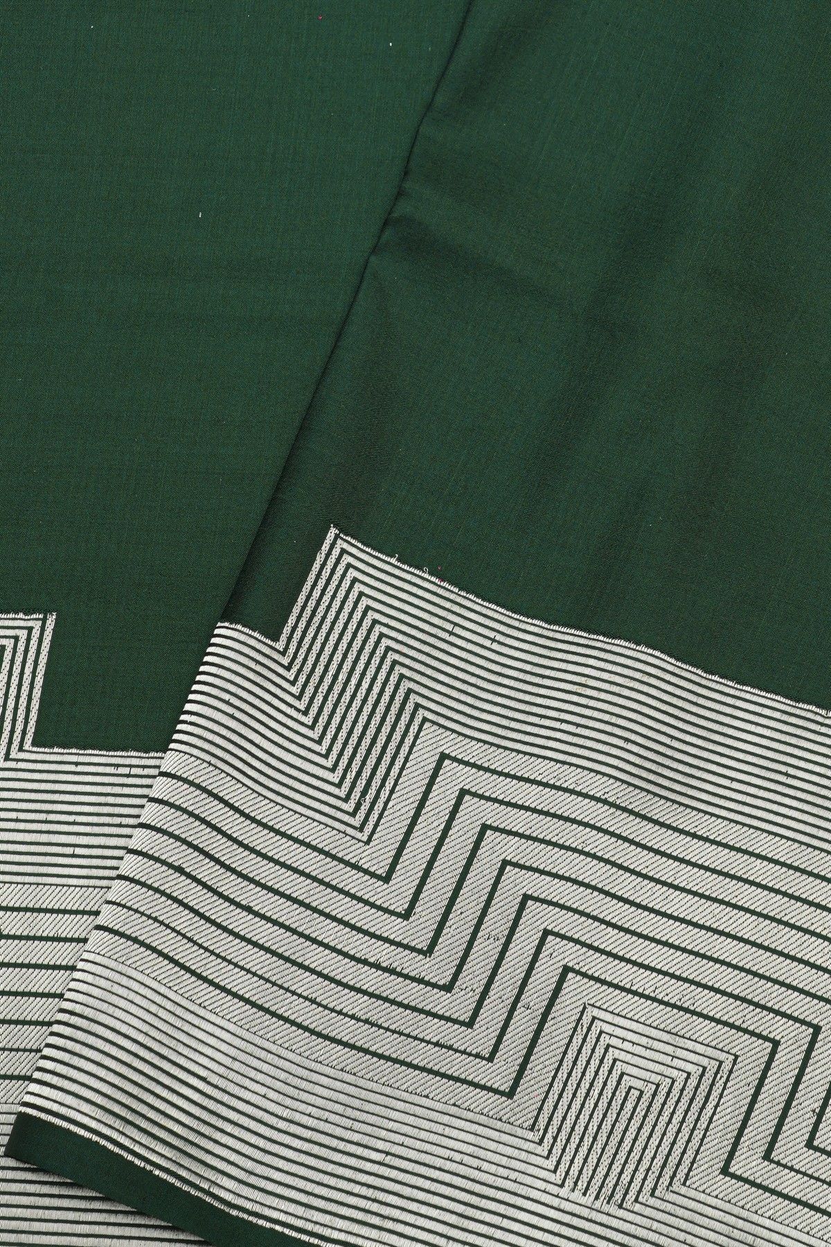 Banarasi Silk Bottle Green Saree With Zari Lines 3D Border