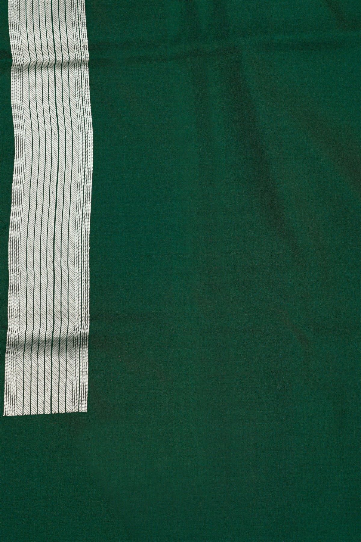 Banarasi Silk Bottle Green Saree With Zari Lines 3D Border