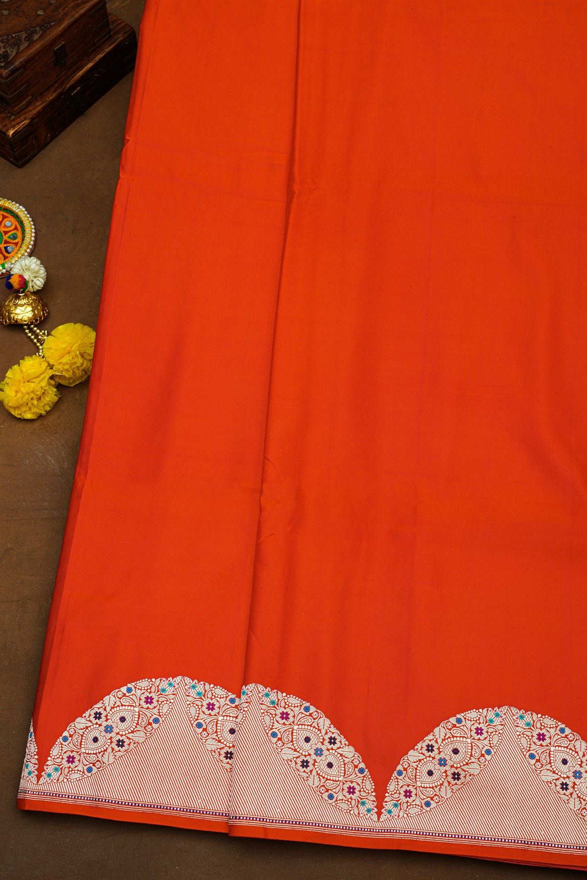 Banarasi Silk Dual Colour Saree With Meenakari Cross Lines And Floral Border