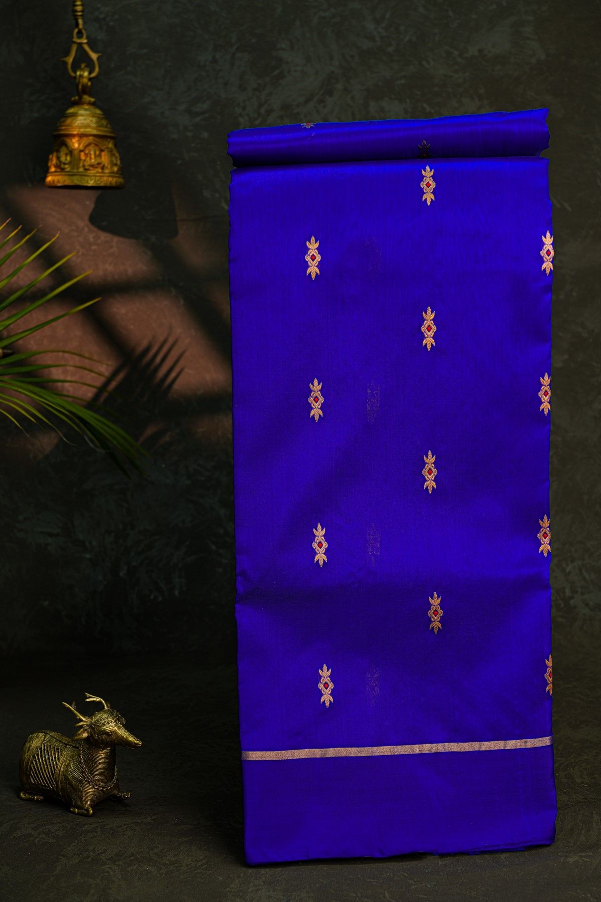 Chanderi Silk Royal Blue Saree With Floral Buttis Body