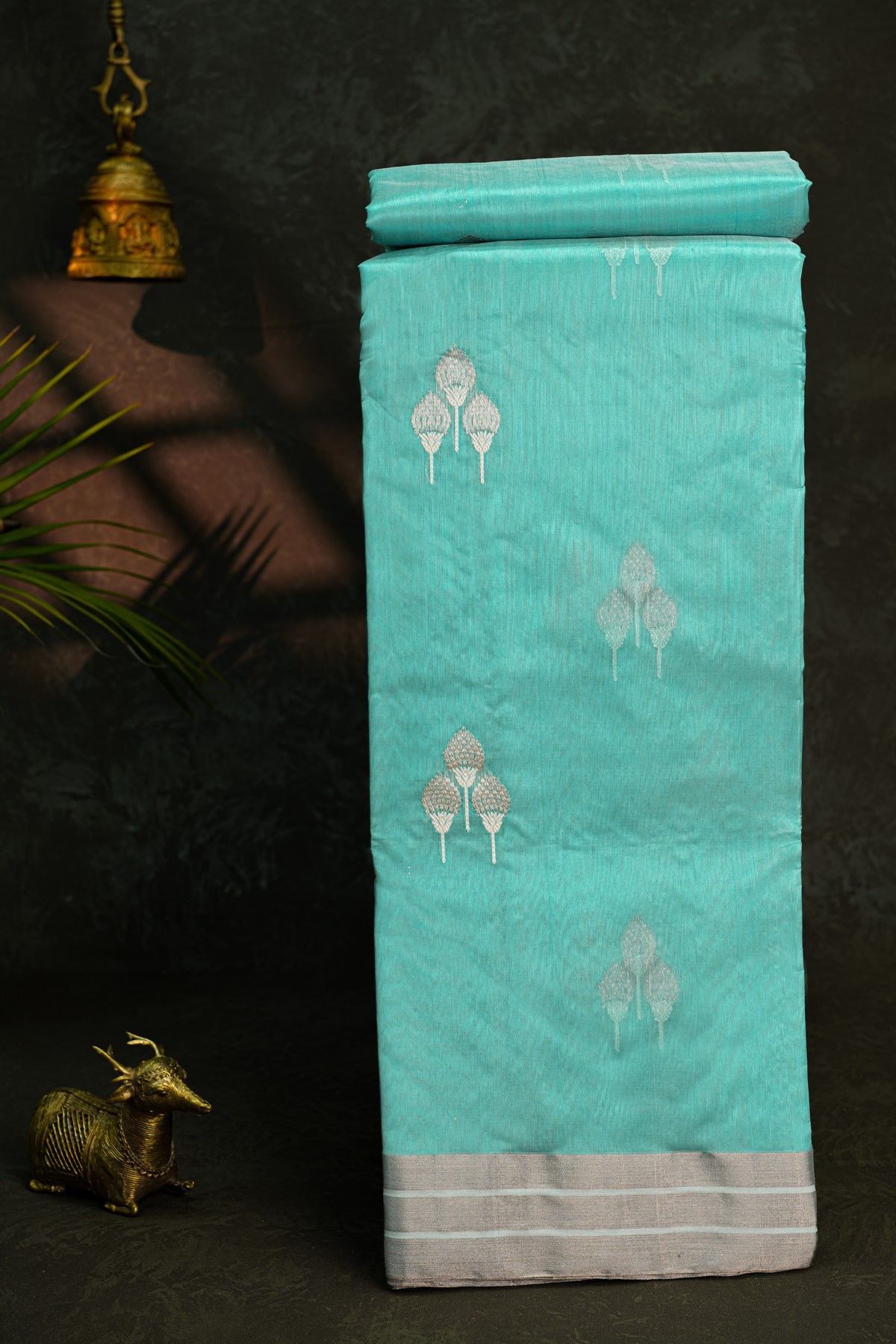 Chanderi Silk Sky Blue Saree With Floral Buttis Body