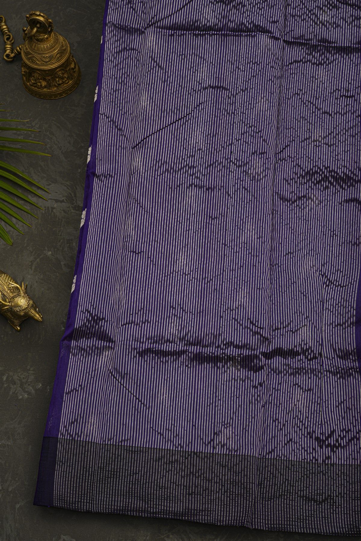 Chanderi Silk Navy Blue Saree With Muniya Buttis Border
