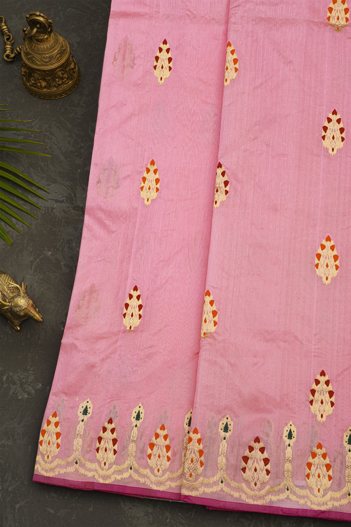 Chanderi Silk Pink Saree With Florals And Leaves Jaal Border