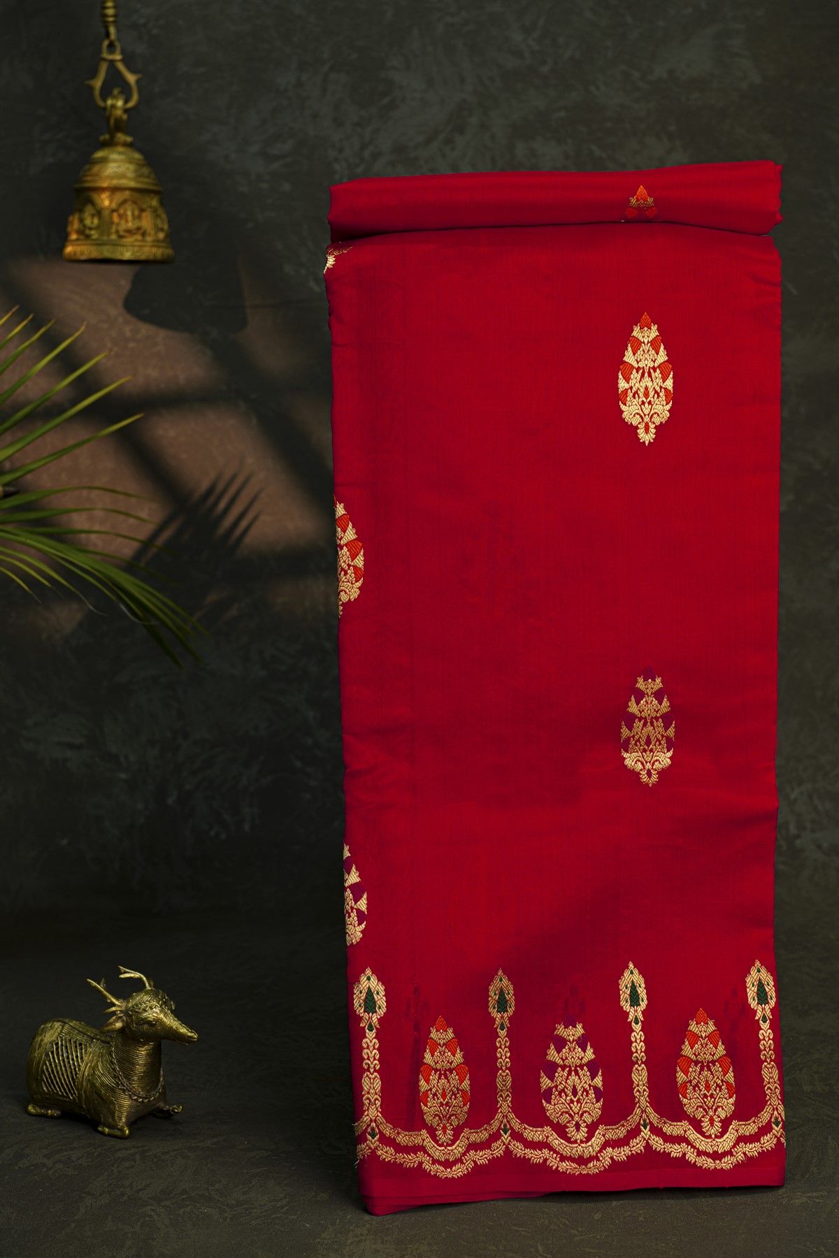 Chanderi Silk Red Saree With Florals And Leaves Jaal Border