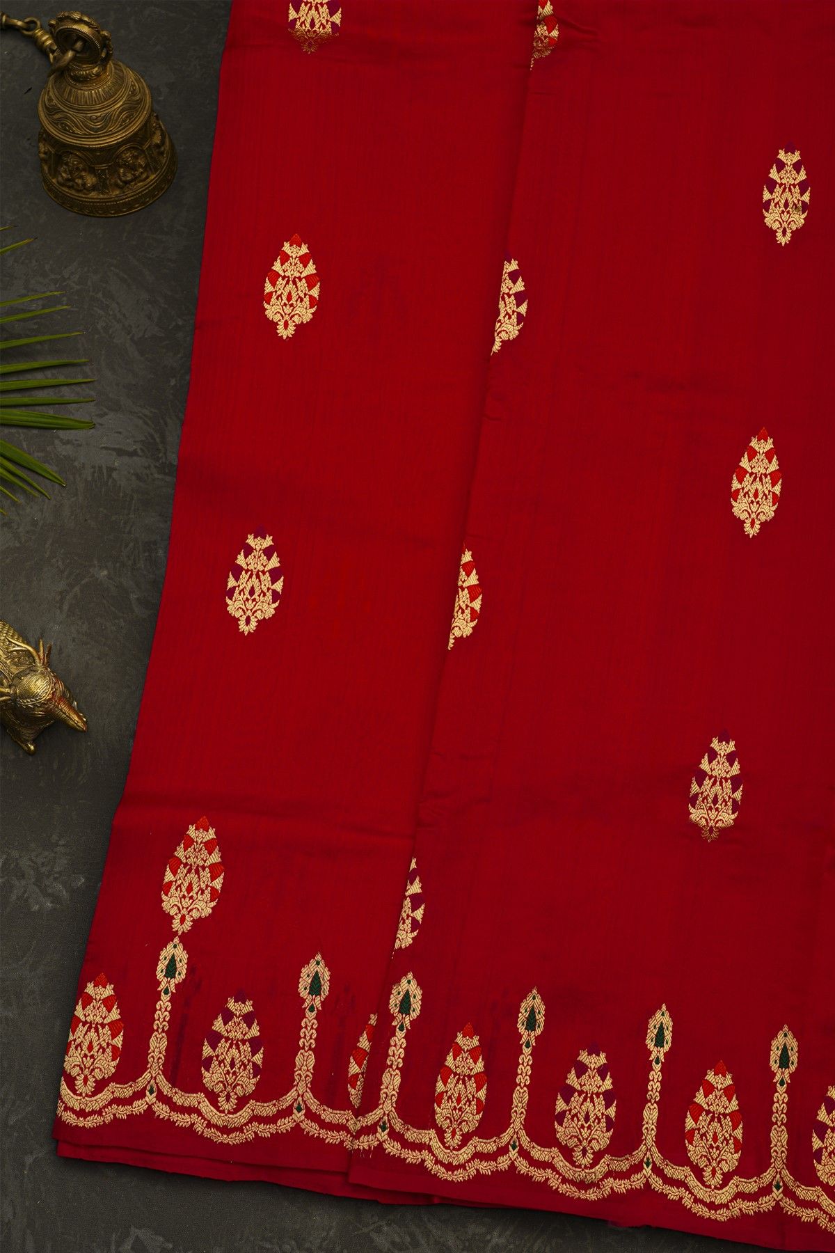 Chanderi Silk Red Saree With Florals And Leaves Jaal Border
