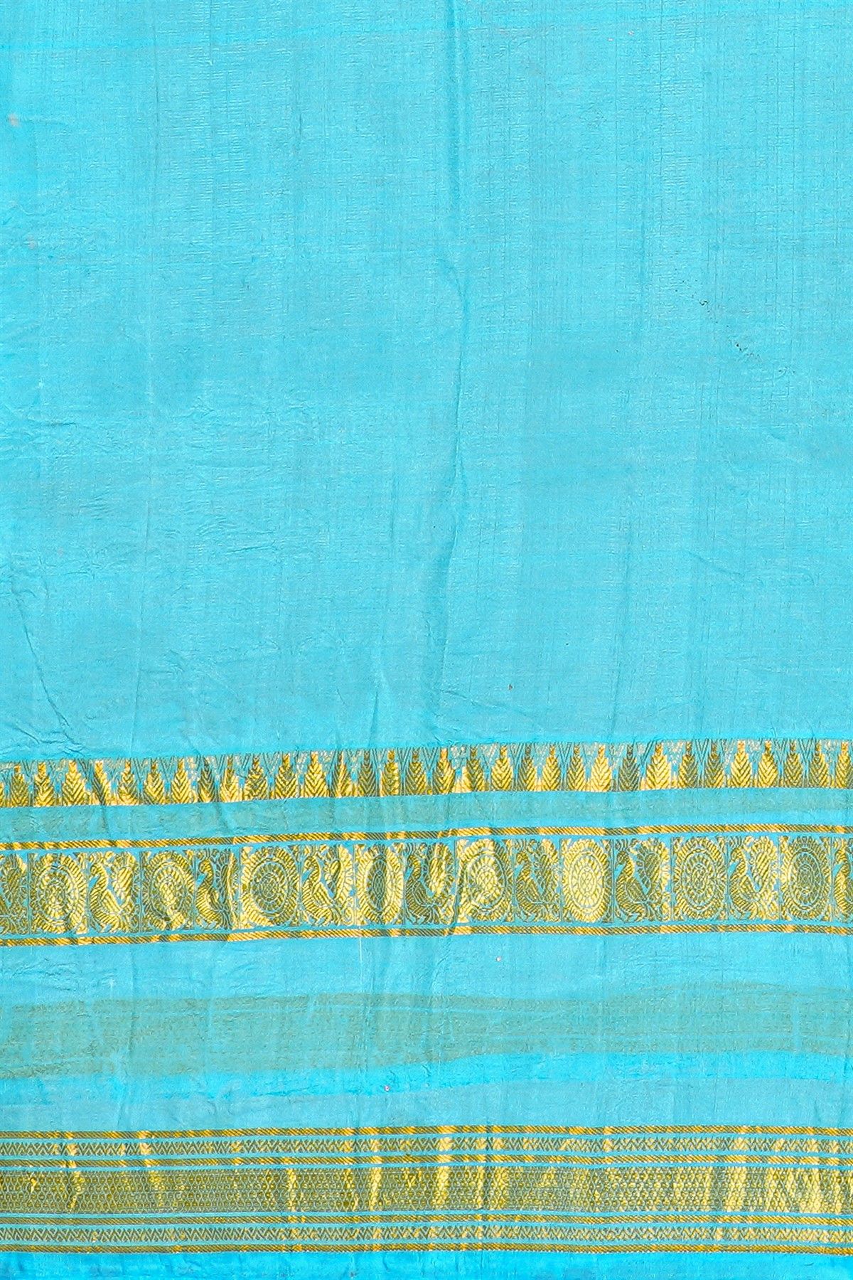 Gadwal Silk Cream Saree With Florals And Peacocks Border