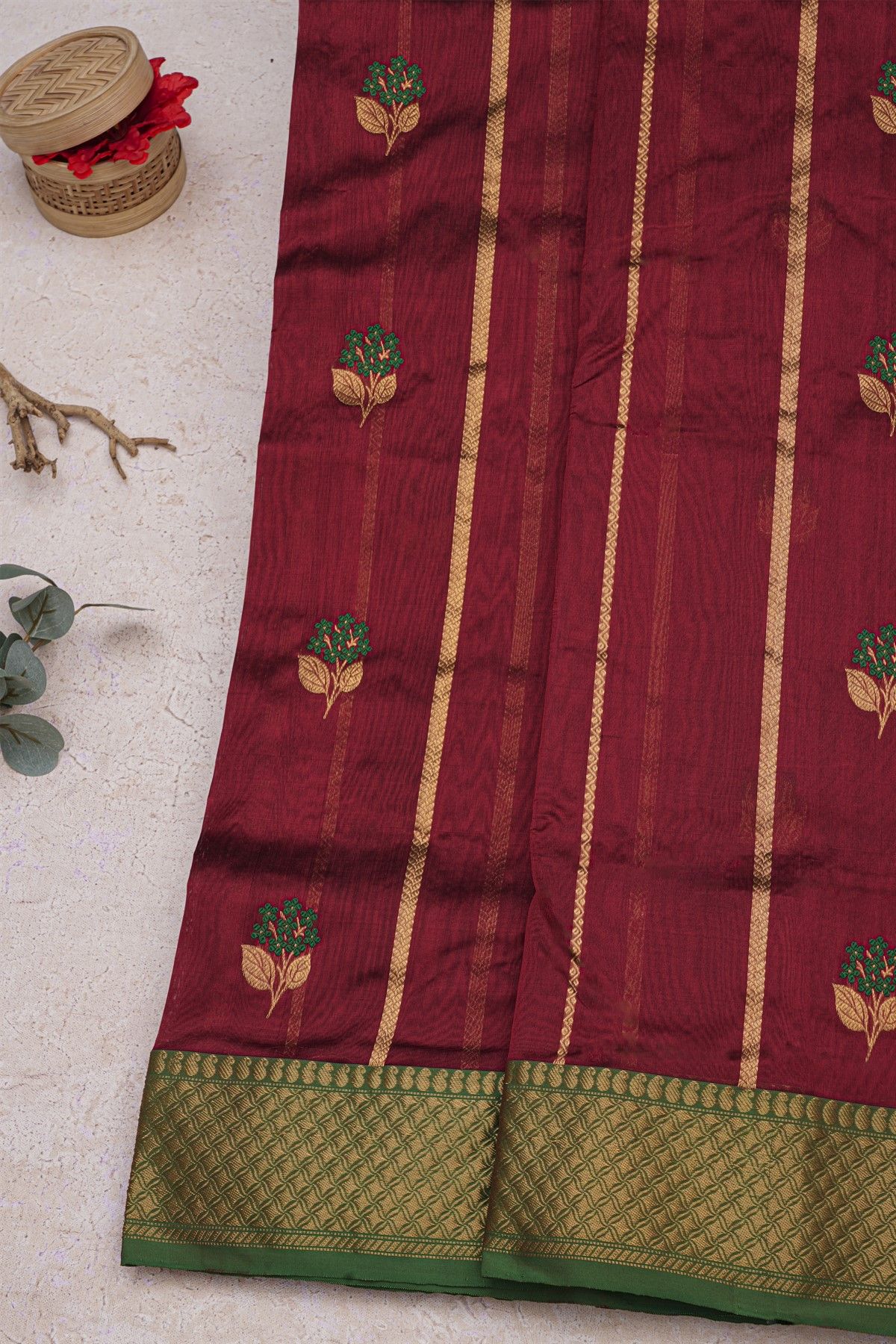 Chanderi Silk Magenta Saree With Diamonds And Paisleys Border