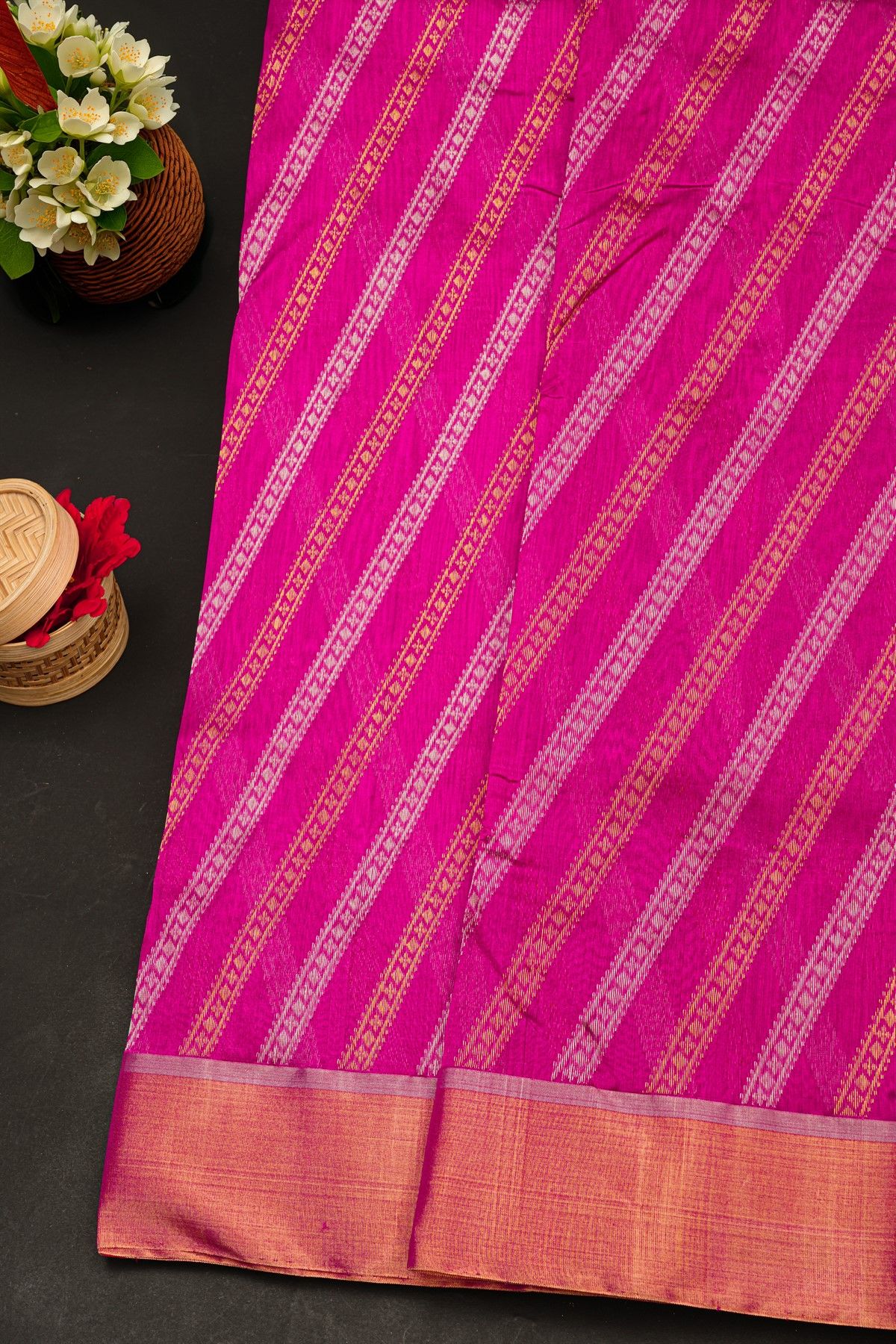 Chanderi Silk Rani Pink Saree With Buttis In Cross Lines Body