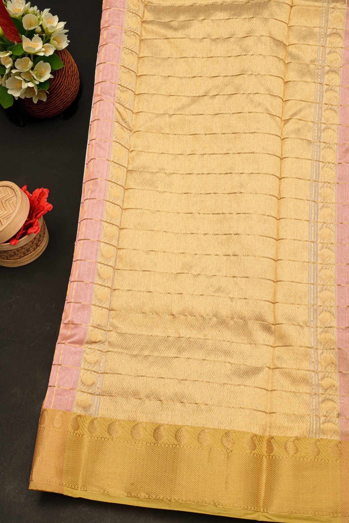 Chanderi Silk Baby Pink Saree With All Over Zari Checks And Floral Butti Body