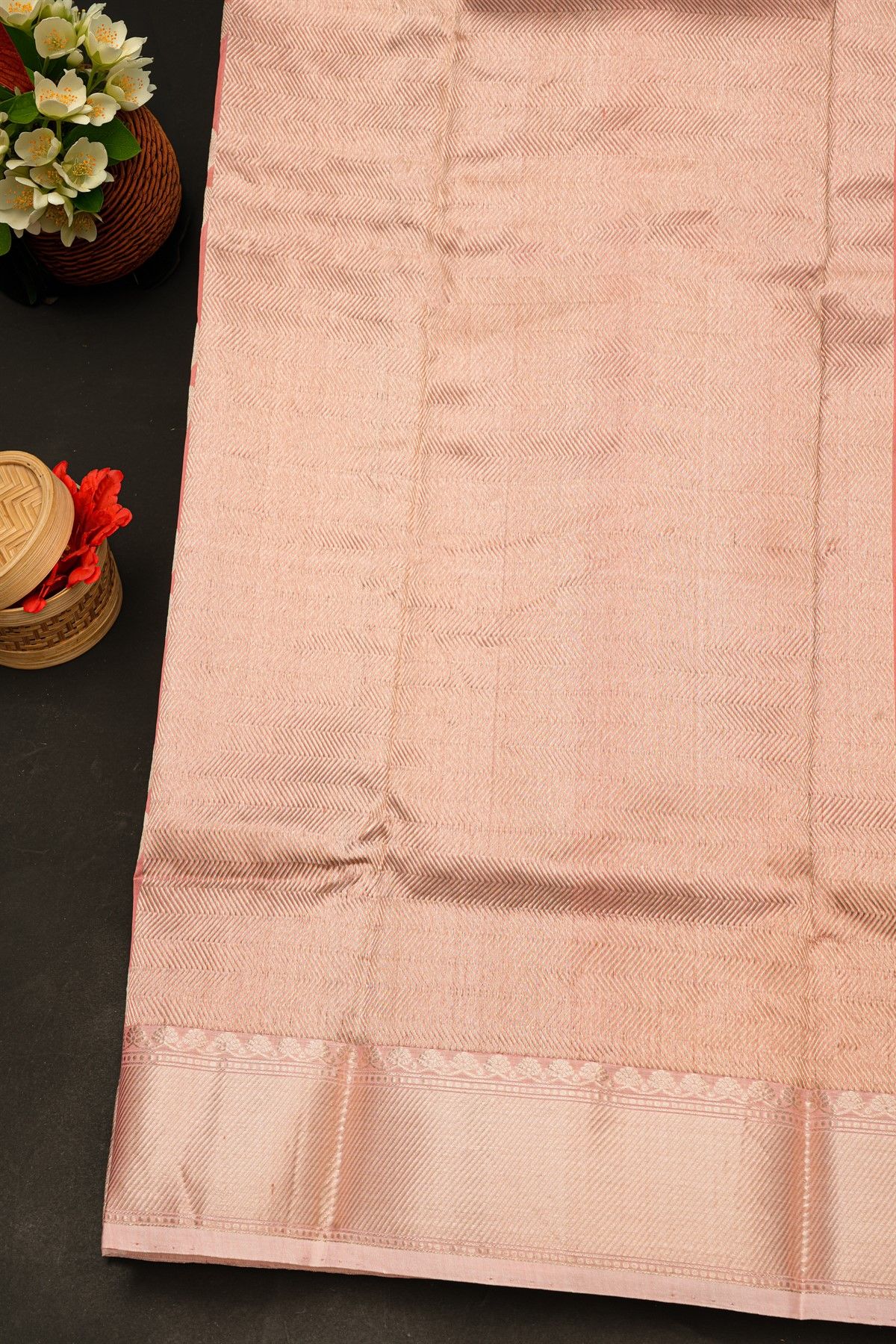 Chanderi Silk Baby Pink Saree With Cross-Line In Zari Border