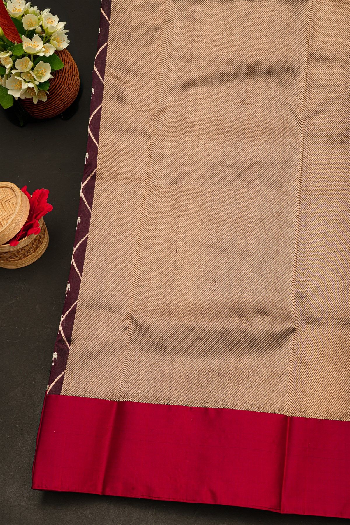 Chanderi Silk Brown Saree With Floral Butti Jaal Body