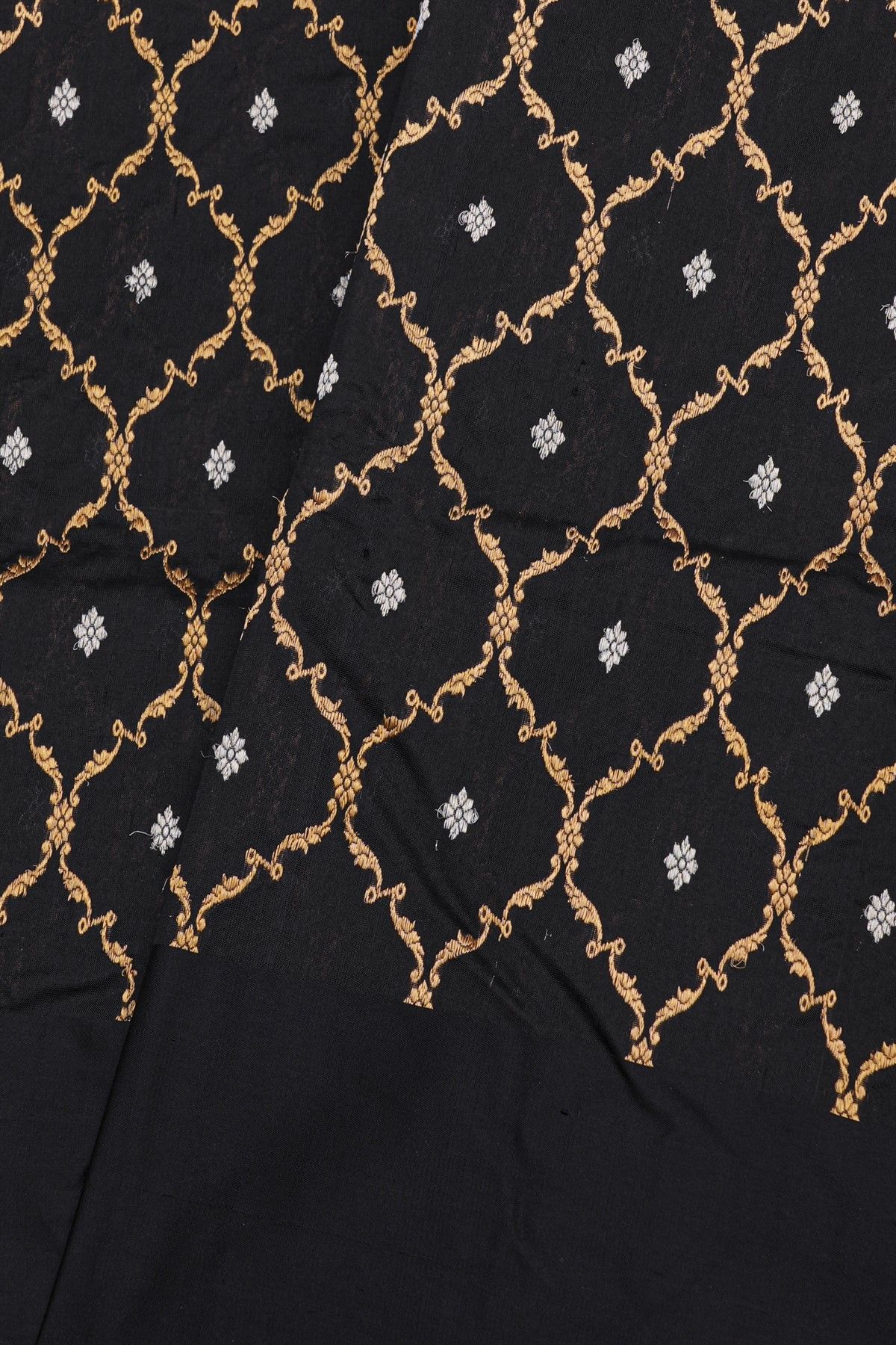 Chanderi Silk Black Saree With Florals In Cross Checks Body