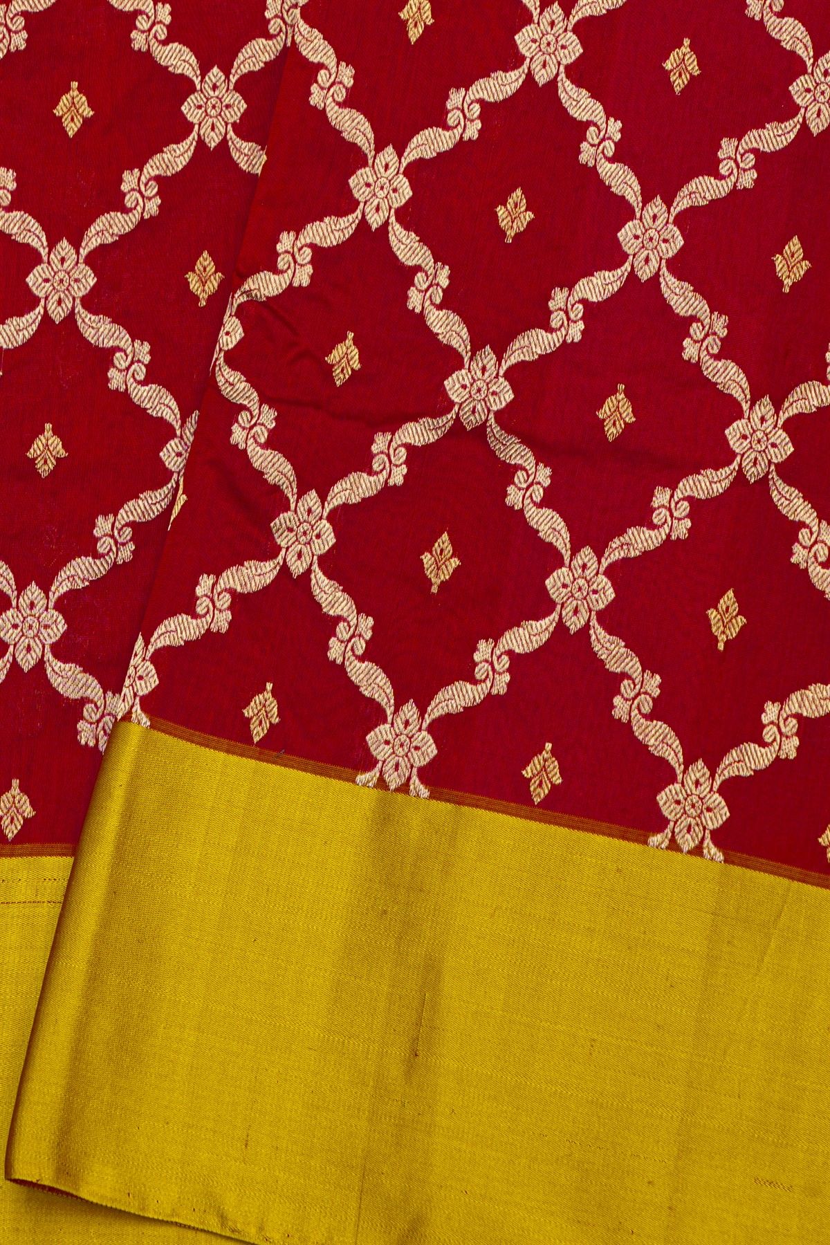 Chanderi Silk Red Saree With Floral Jaal Body