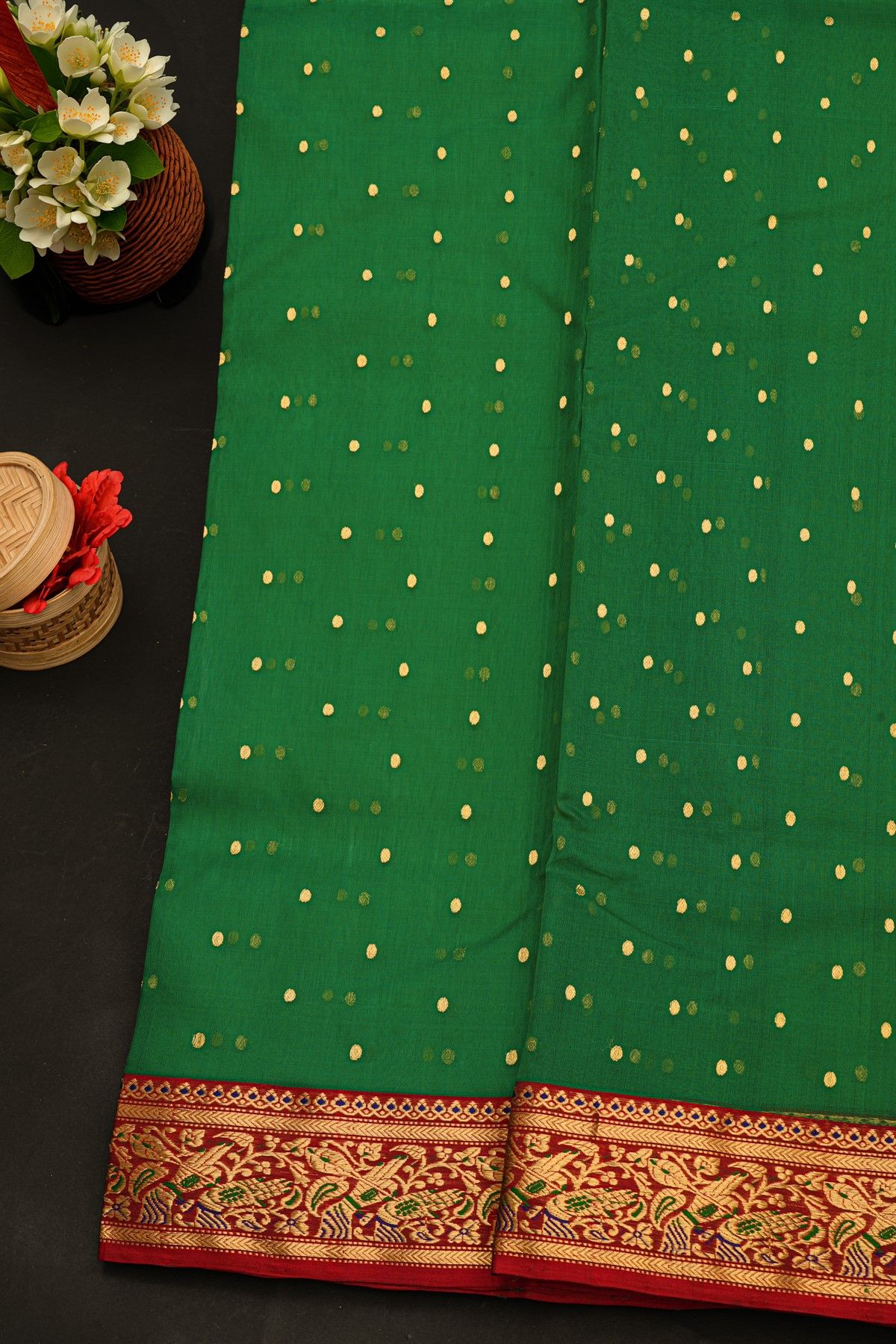 Chanderi Silk Bottle Green Saree With Floral And Leaf Jaal Border