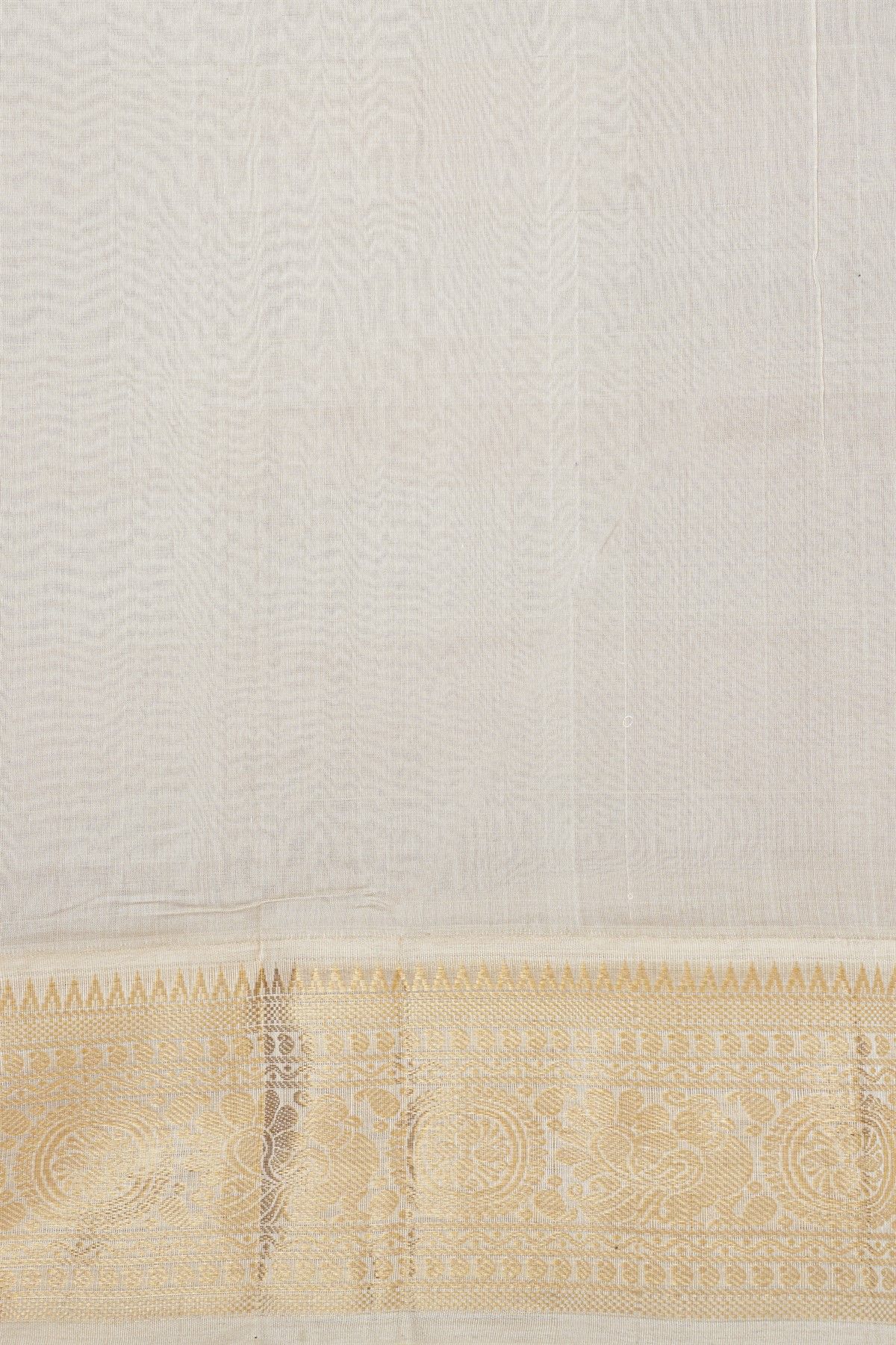 Kuppadam Sico Dual Colour Saree With Florals And Peacocks Border