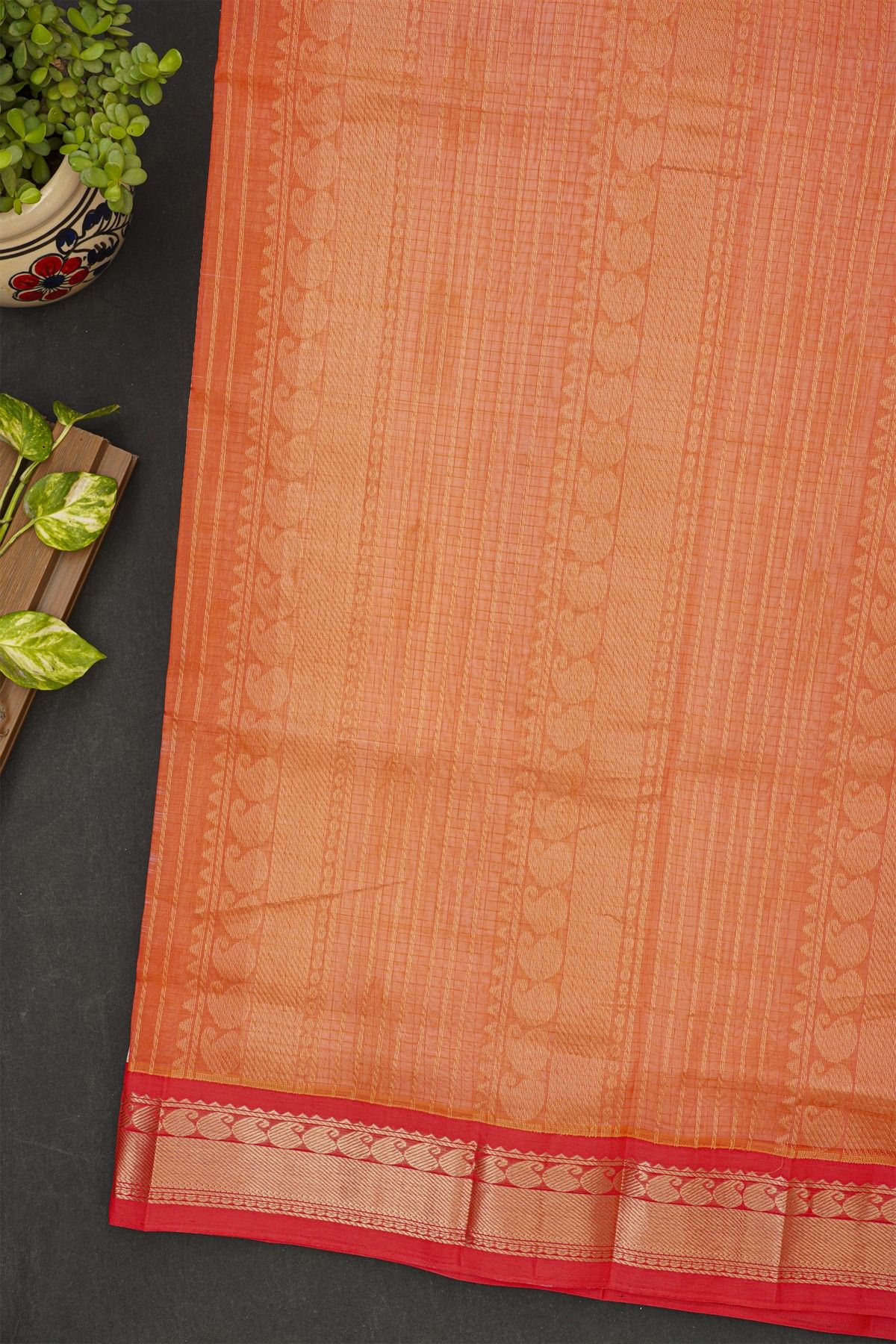 Kuppadam Sico Off White Saree With Cross Lines In Zari Paisley Border