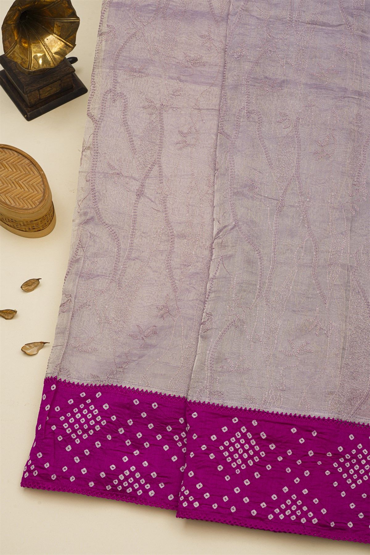 Fancy Kora Lavender Saree With Bandhani Dots Border