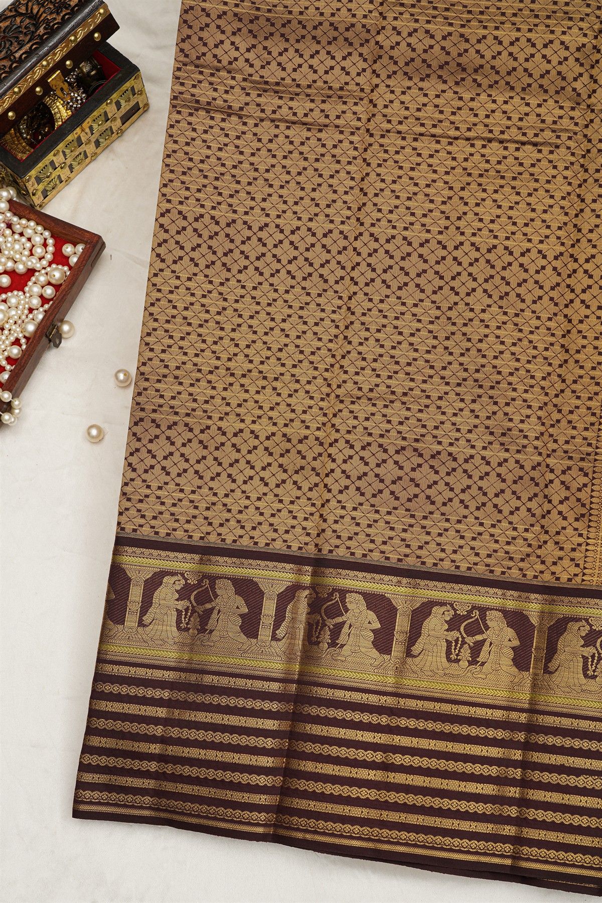 Kancheepuram Silk Baby Pink Colour Saree Checks Body Traditional Border